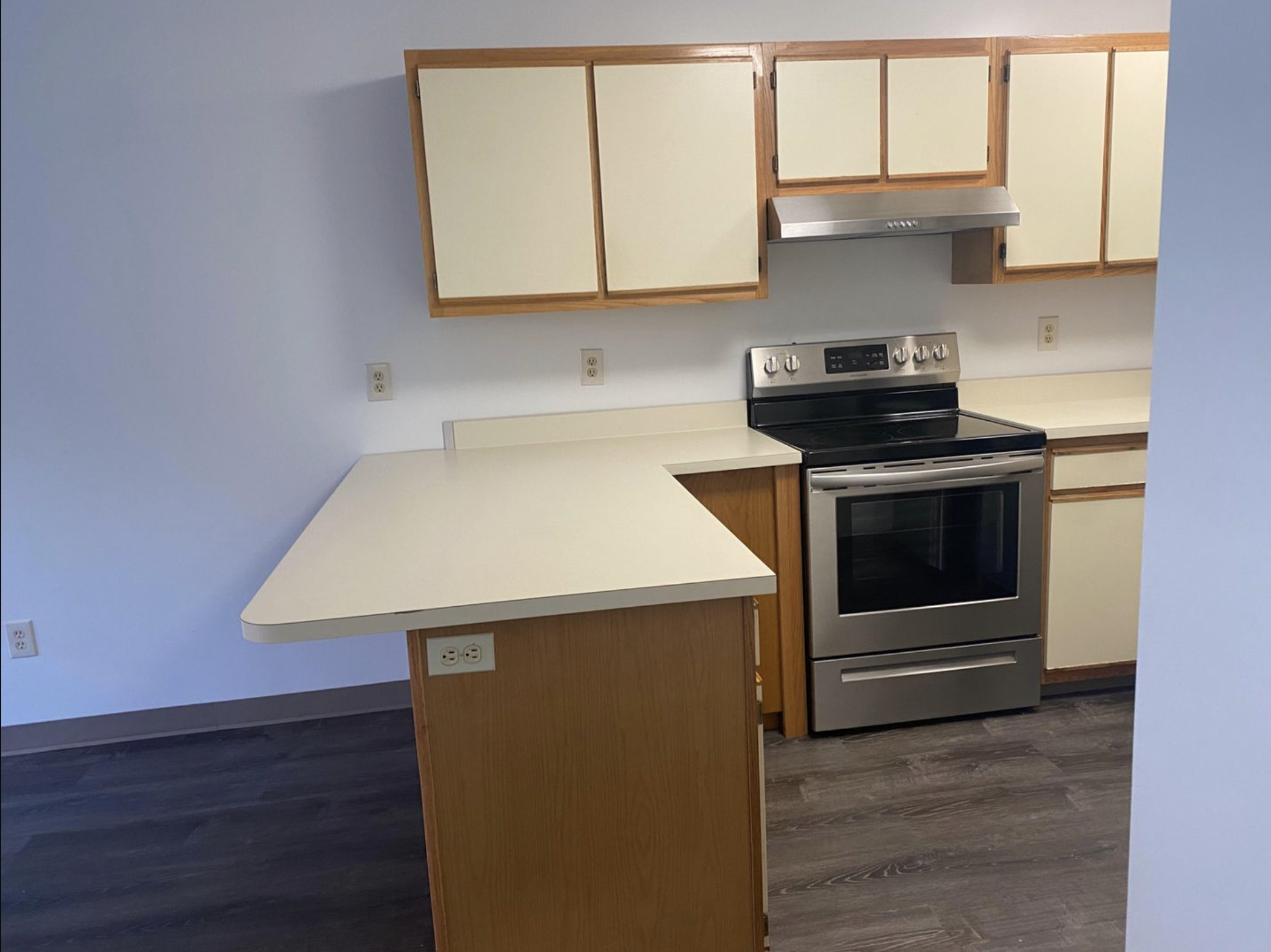 100 Washington St, Salem