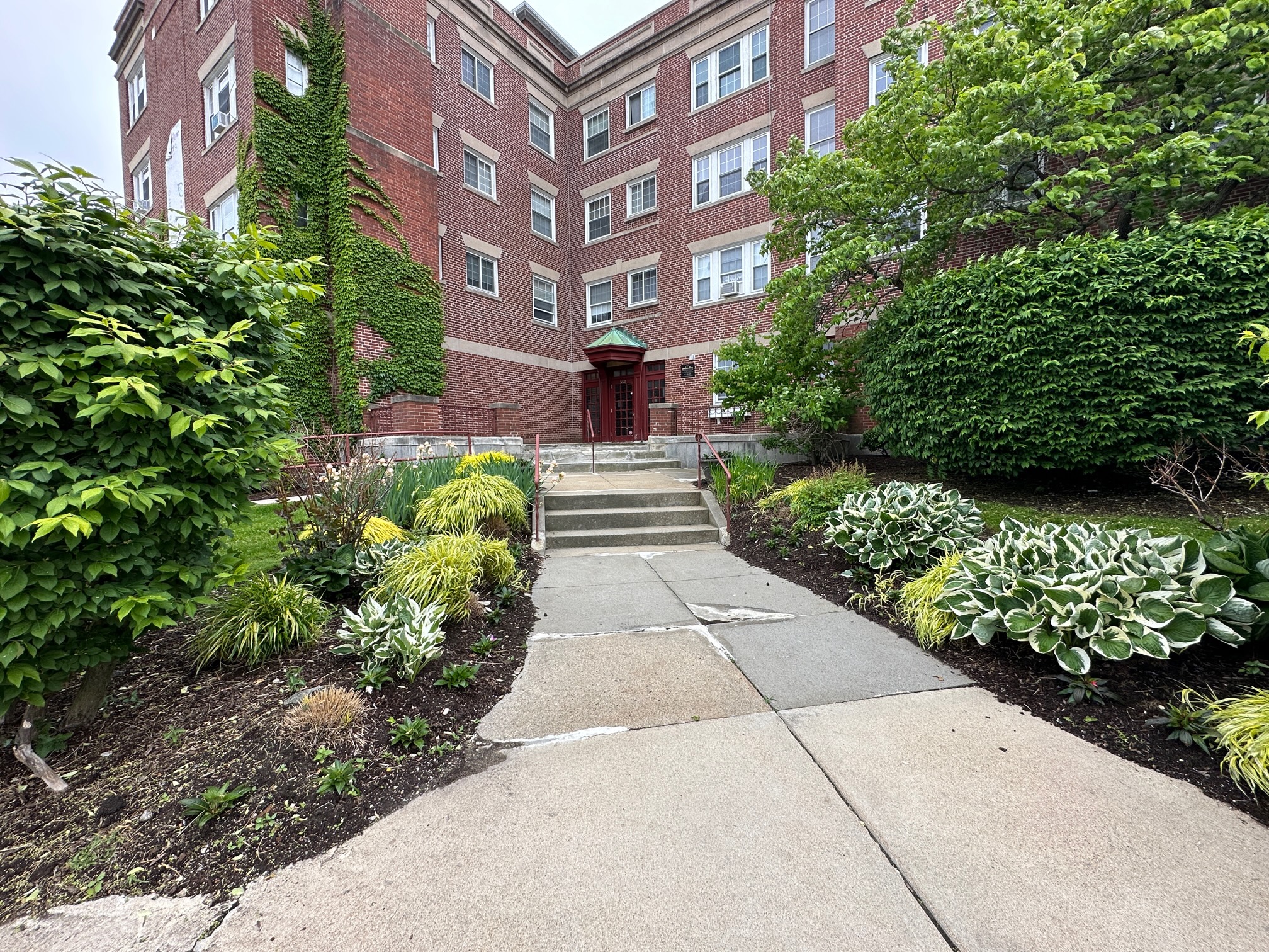 550 Belmont St, Watertown