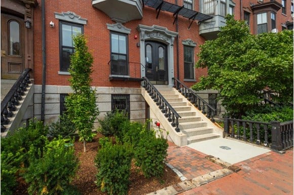 461 Massachusetts Ave, South End