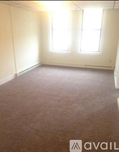 149 Main St, Marlborough