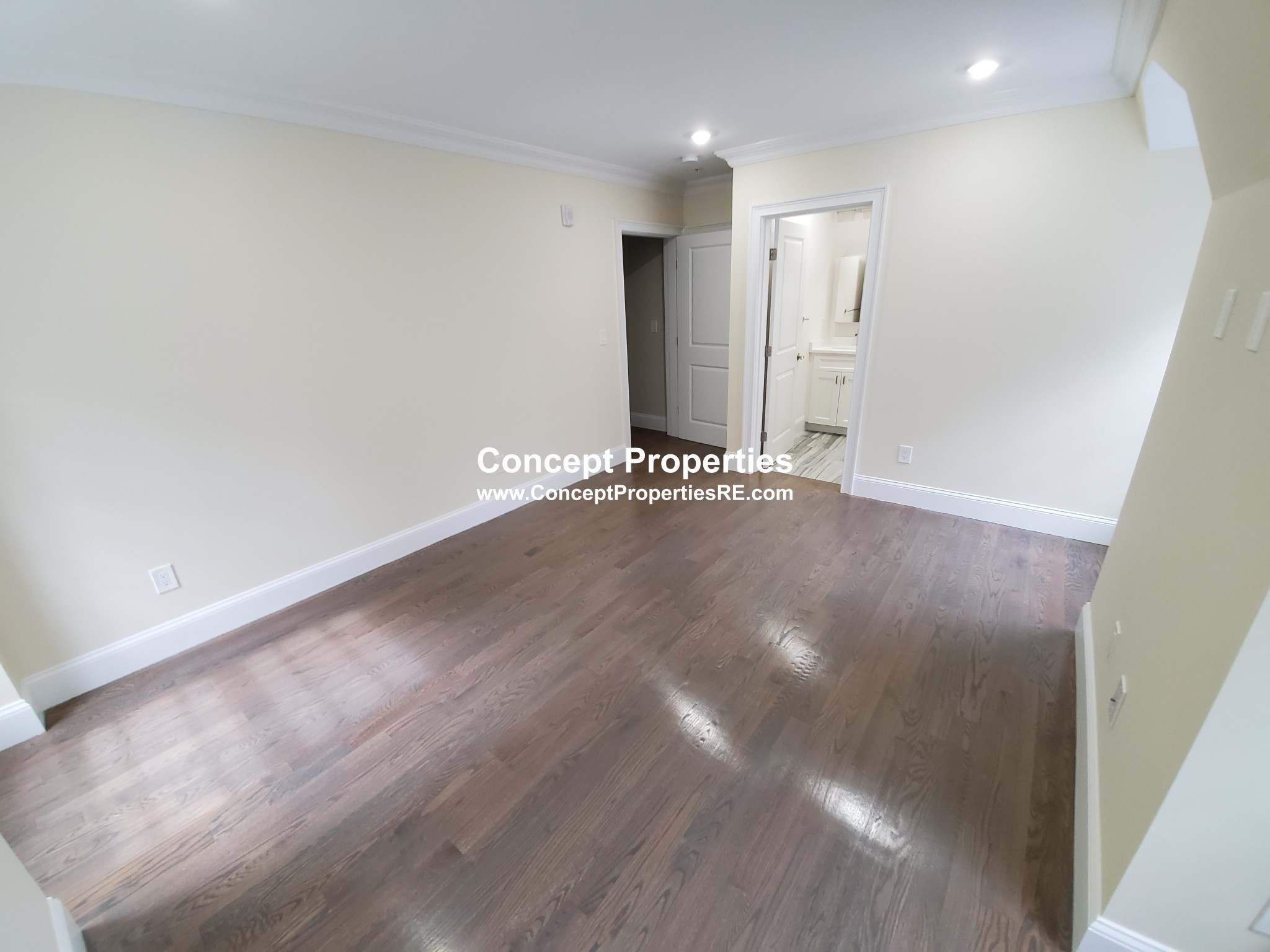 56 Cedar St, Roxbury