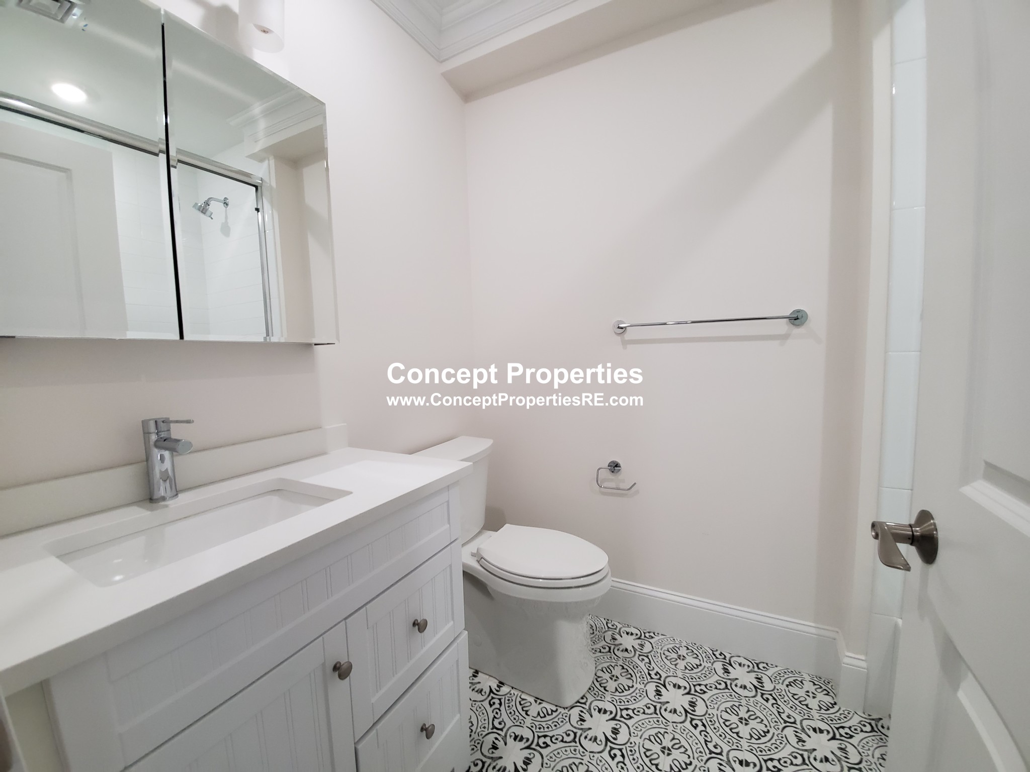 56 Cedar St, Roxbury