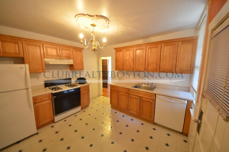 56 Montfern Ave, Brighton