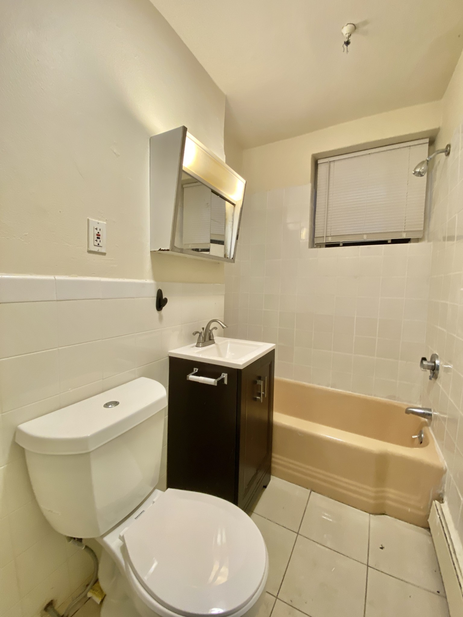 56 Queensberry St, Fenway