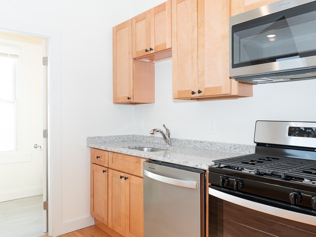 8 Orchard St, Porter Square