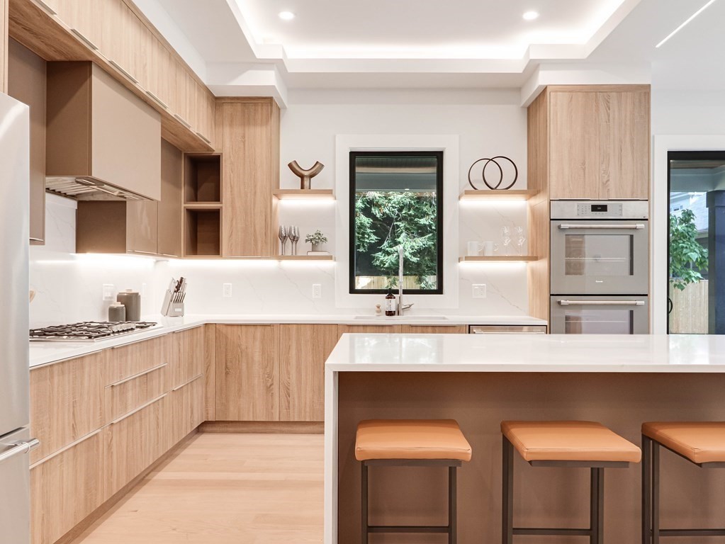 71 Lincoln St, Newton