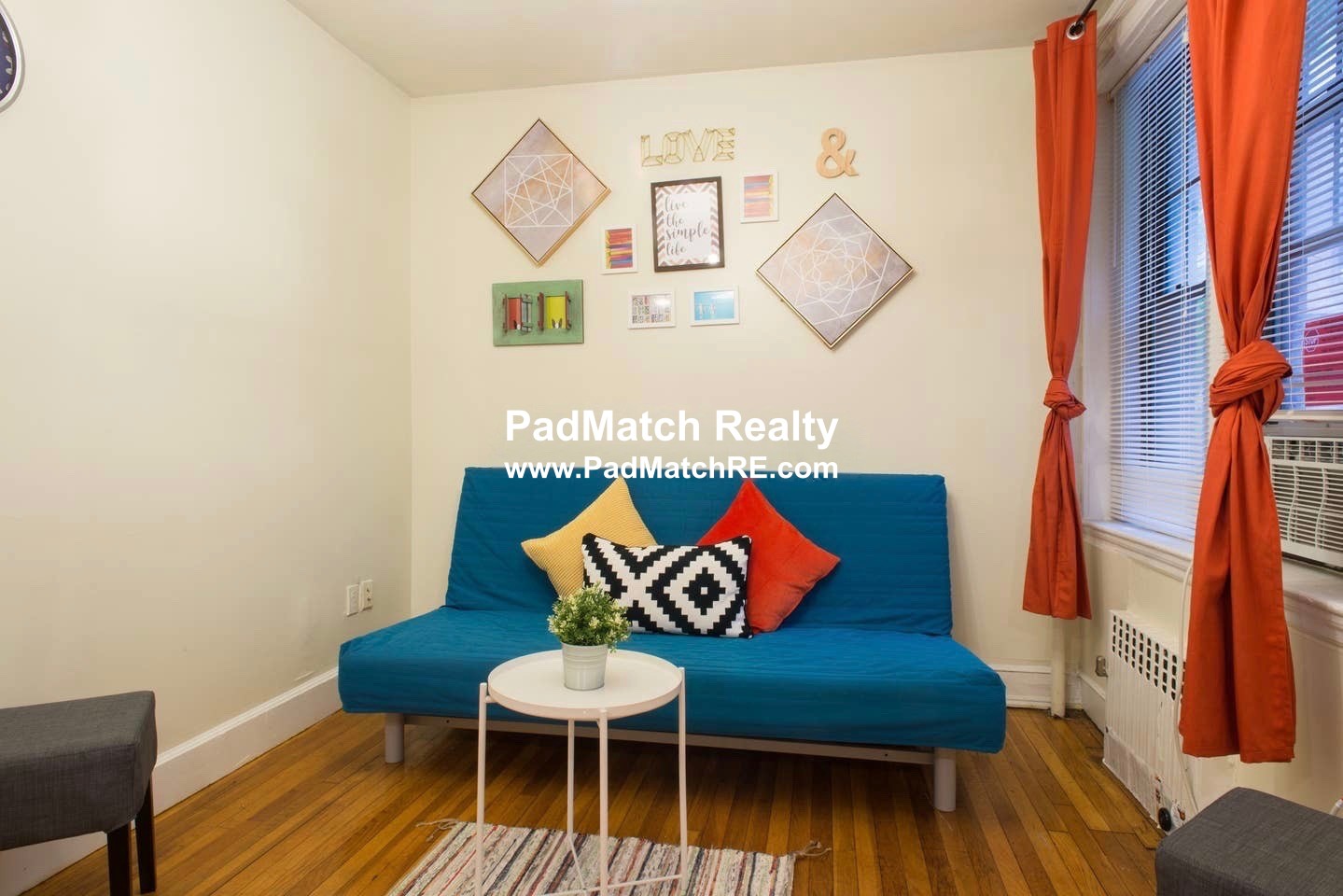 58 Queensberry St, Fenway