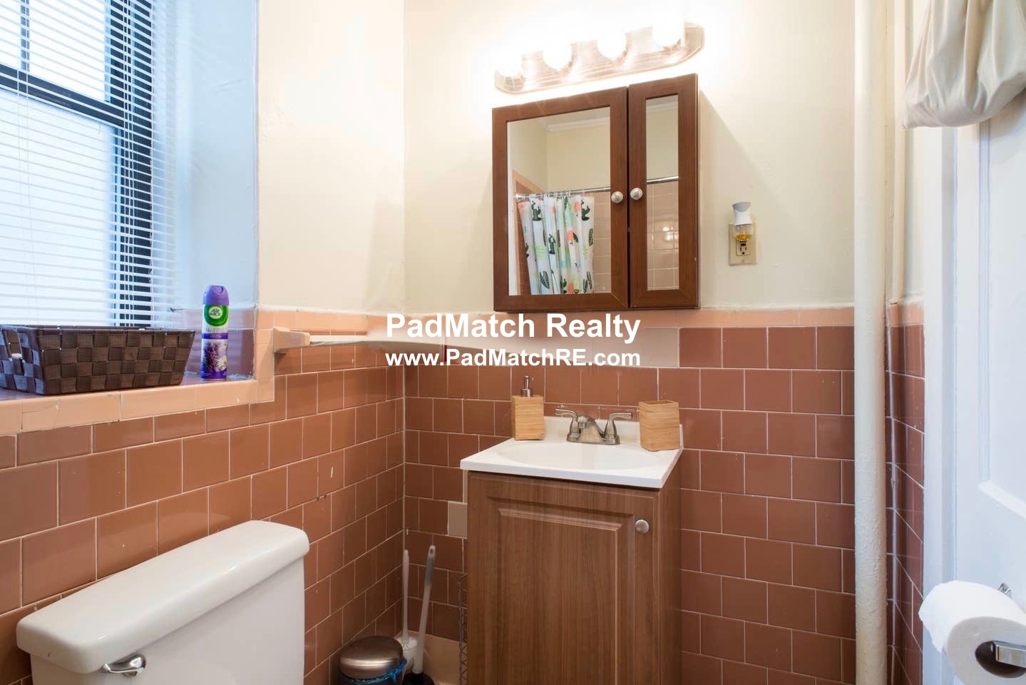 58 Queensberry St, Fenway