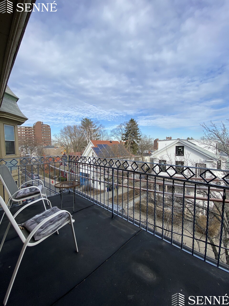 58 Walnut St, Prospect Hill