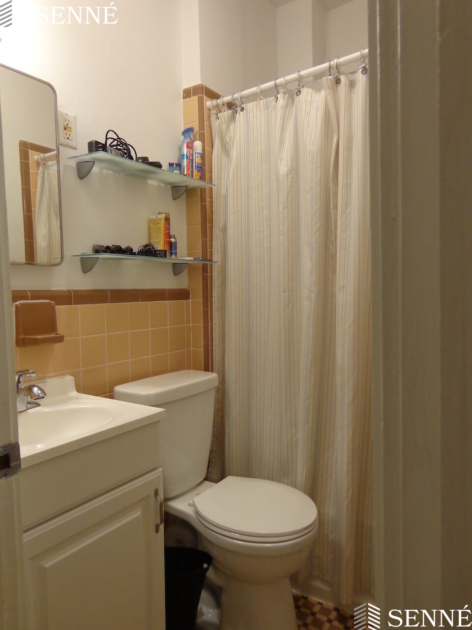 58 Walnut St, Prospect Hill