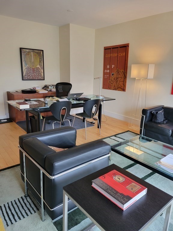 93 Winthrop St, Harvard Square