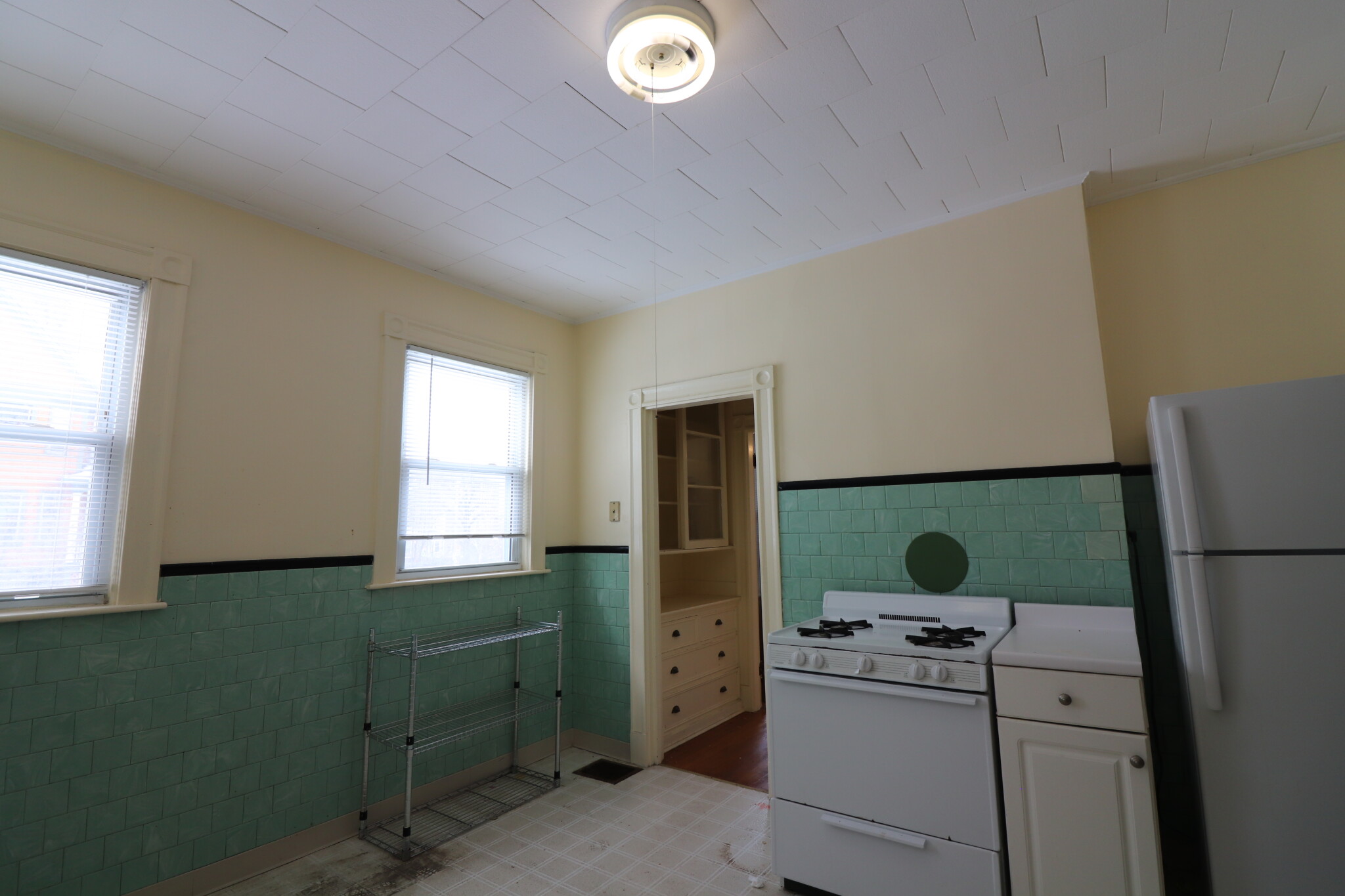 582 Cambridge St, Allston