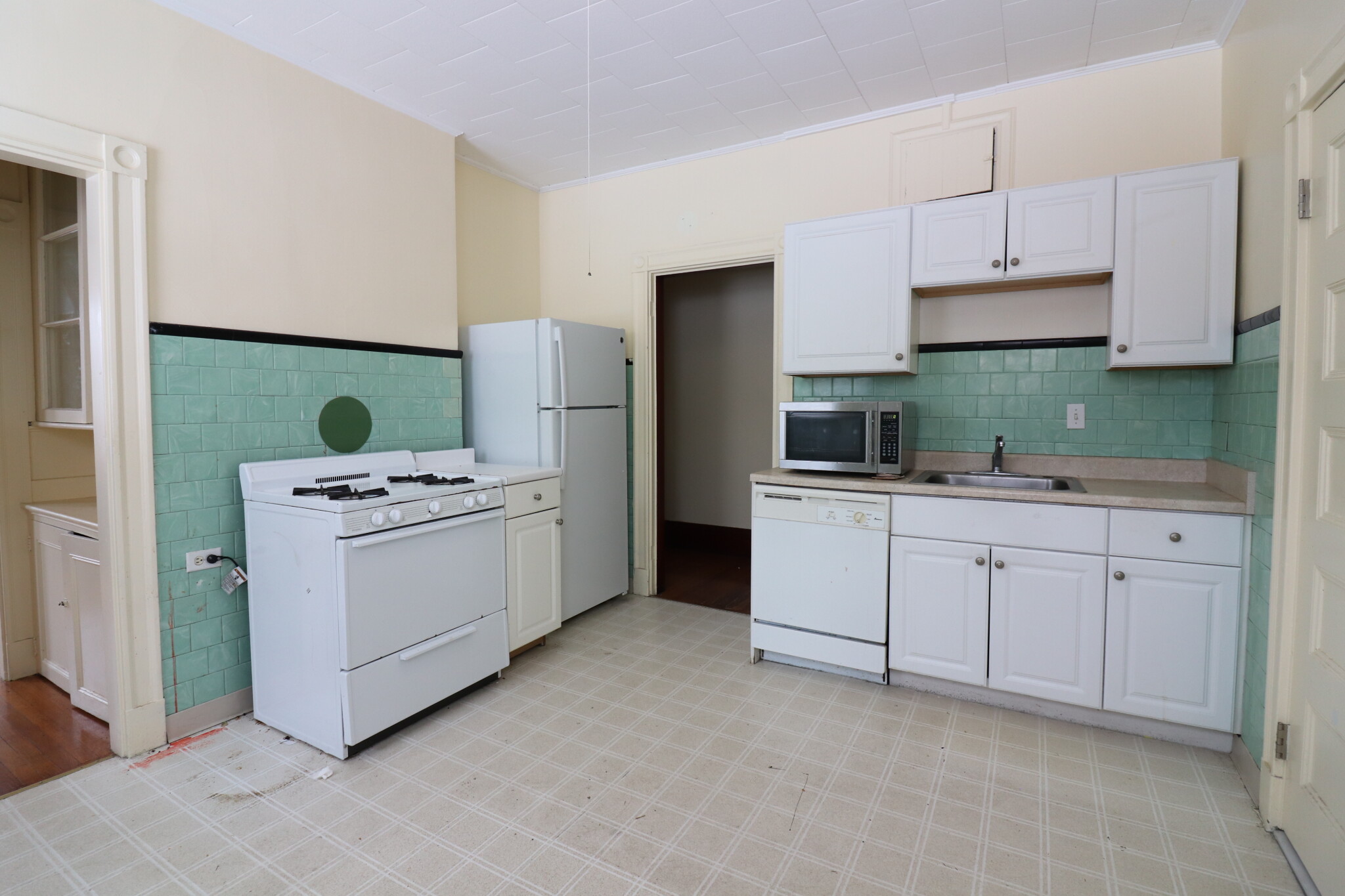 582 Cambridge St, Allston