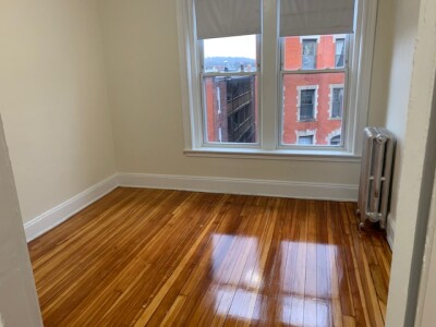 11 Mount Hood Rd, Brighton