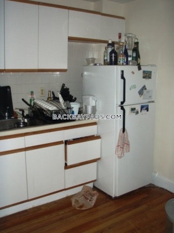 206 Commonwealth Ave, Beacon Hill