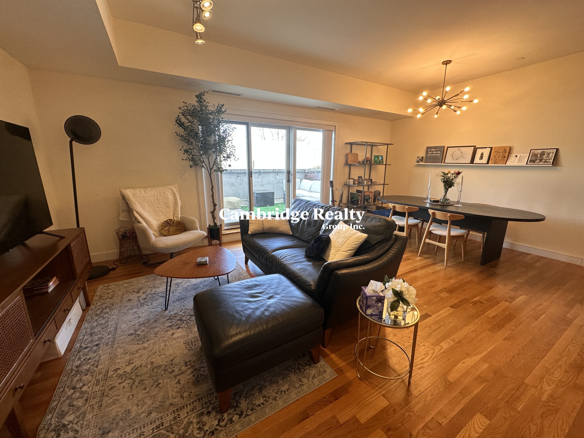 379 Somerville Ave, Prospect Hill