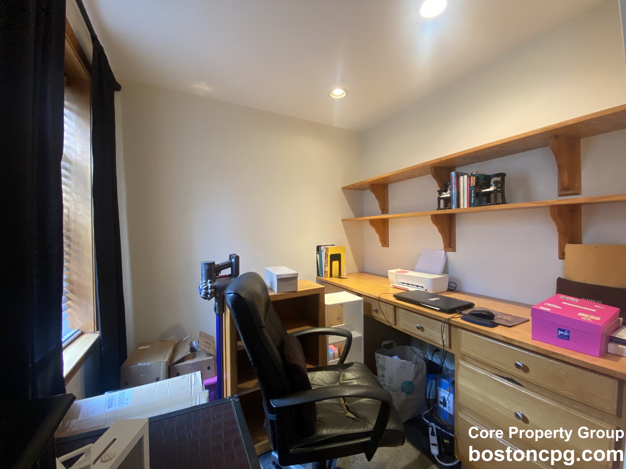 102 Endicott St, North End