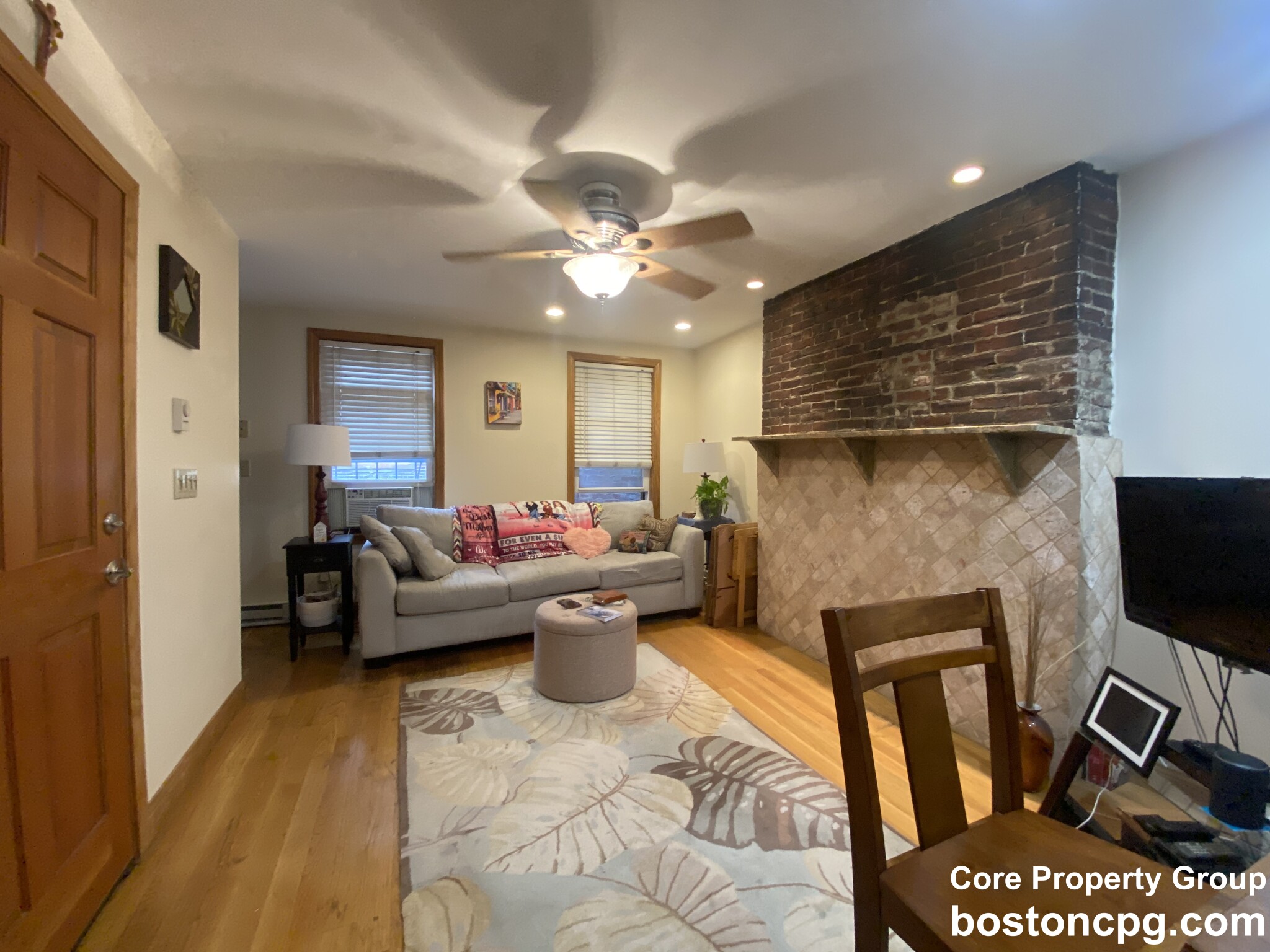 102 Endicott St, North End