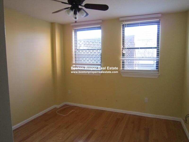 59 Brainerd Rd, Allston