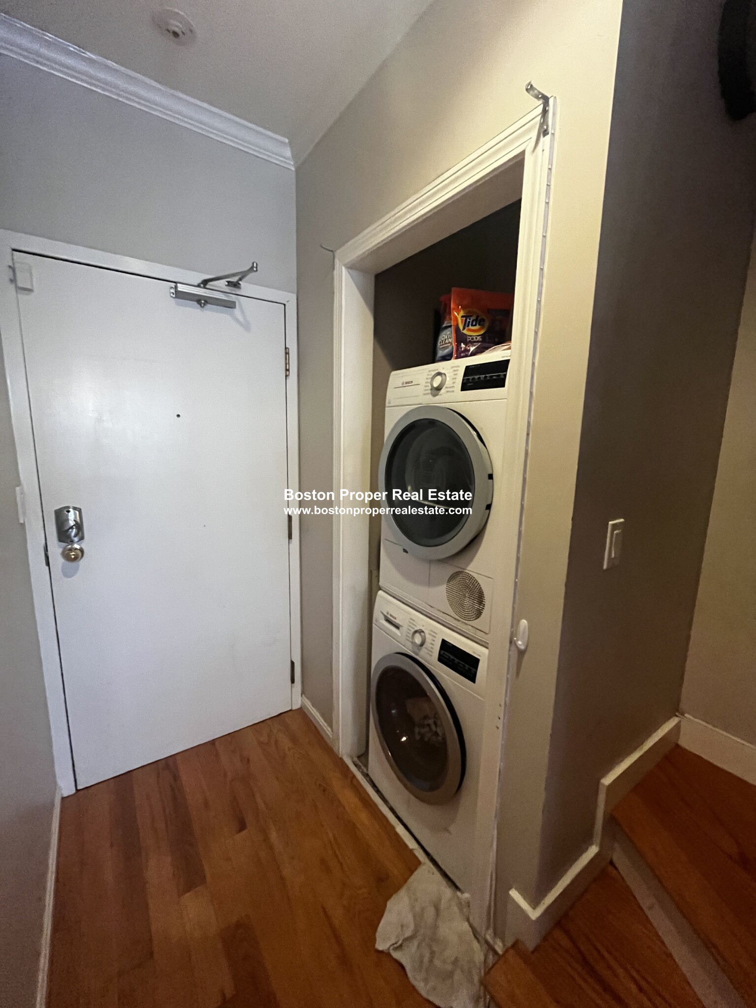 59 Brainerd Rd, Allston