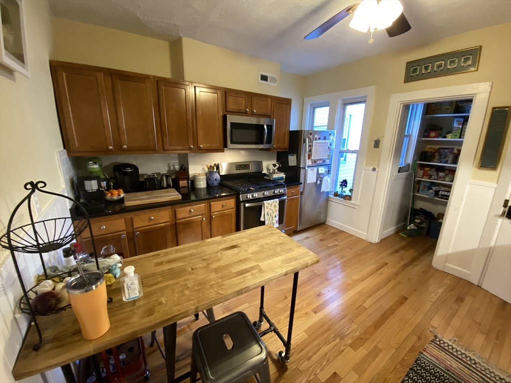 59 Cedar St, Spring Hill