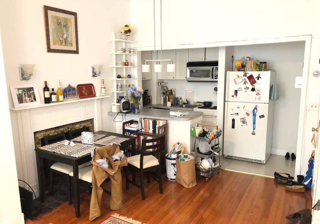 591 Beacon St, Fenway