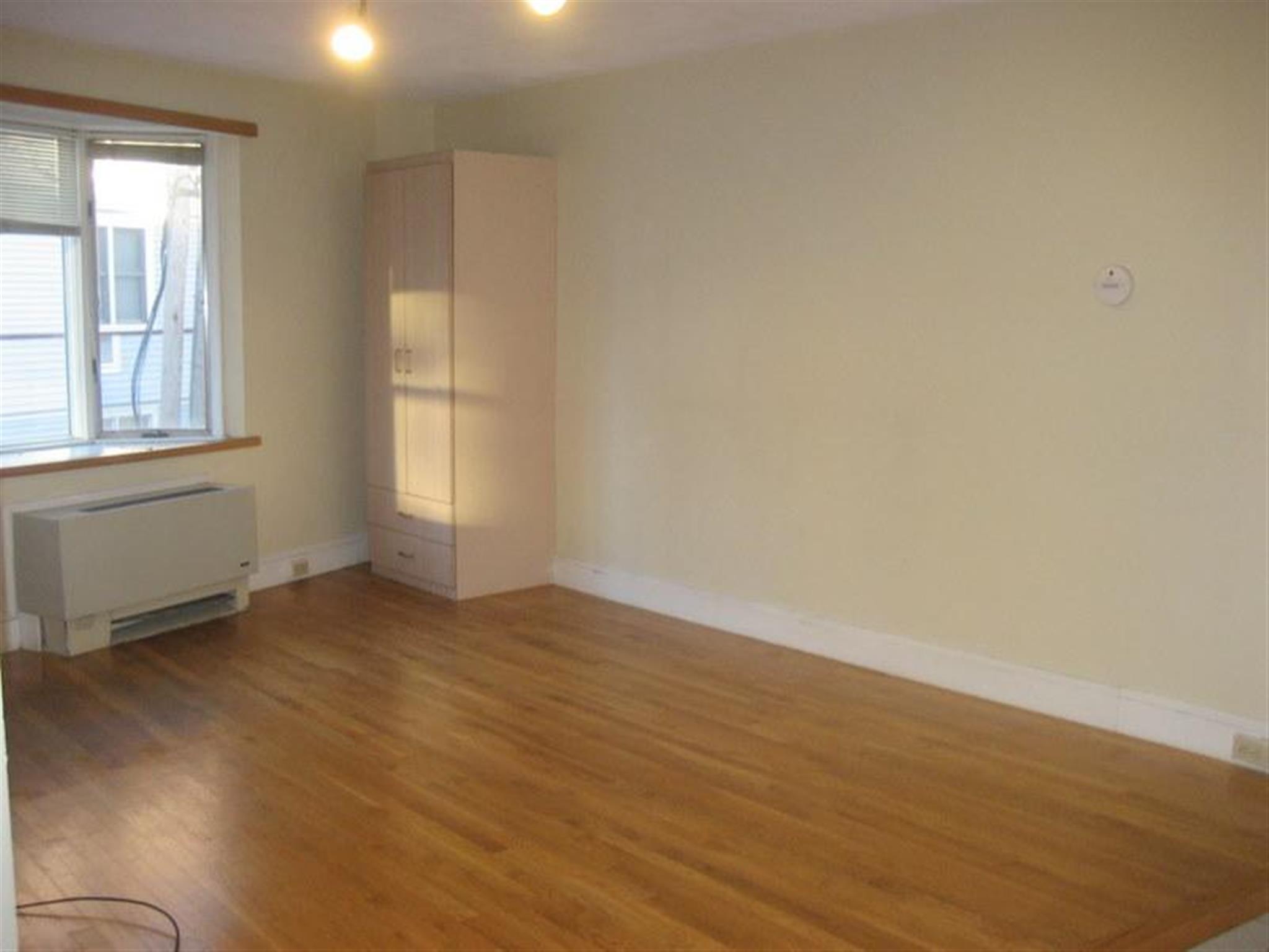 12 Mount Auburn St, Harvard Square