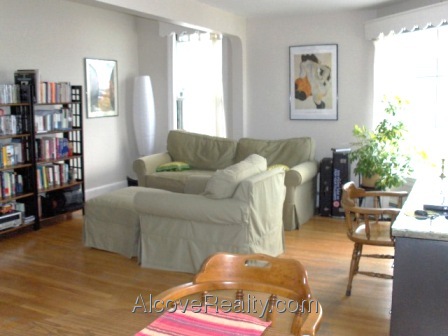 882 Broadway, Powderhouse