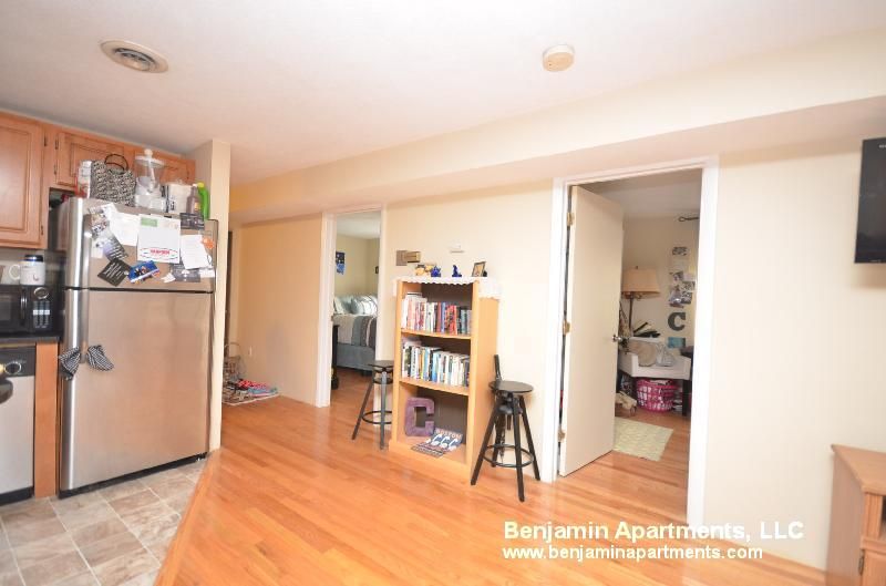 385 Dorchester St, South Boston