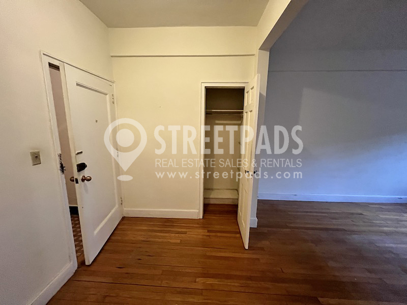 75 Kilsyth Rd, Brighton