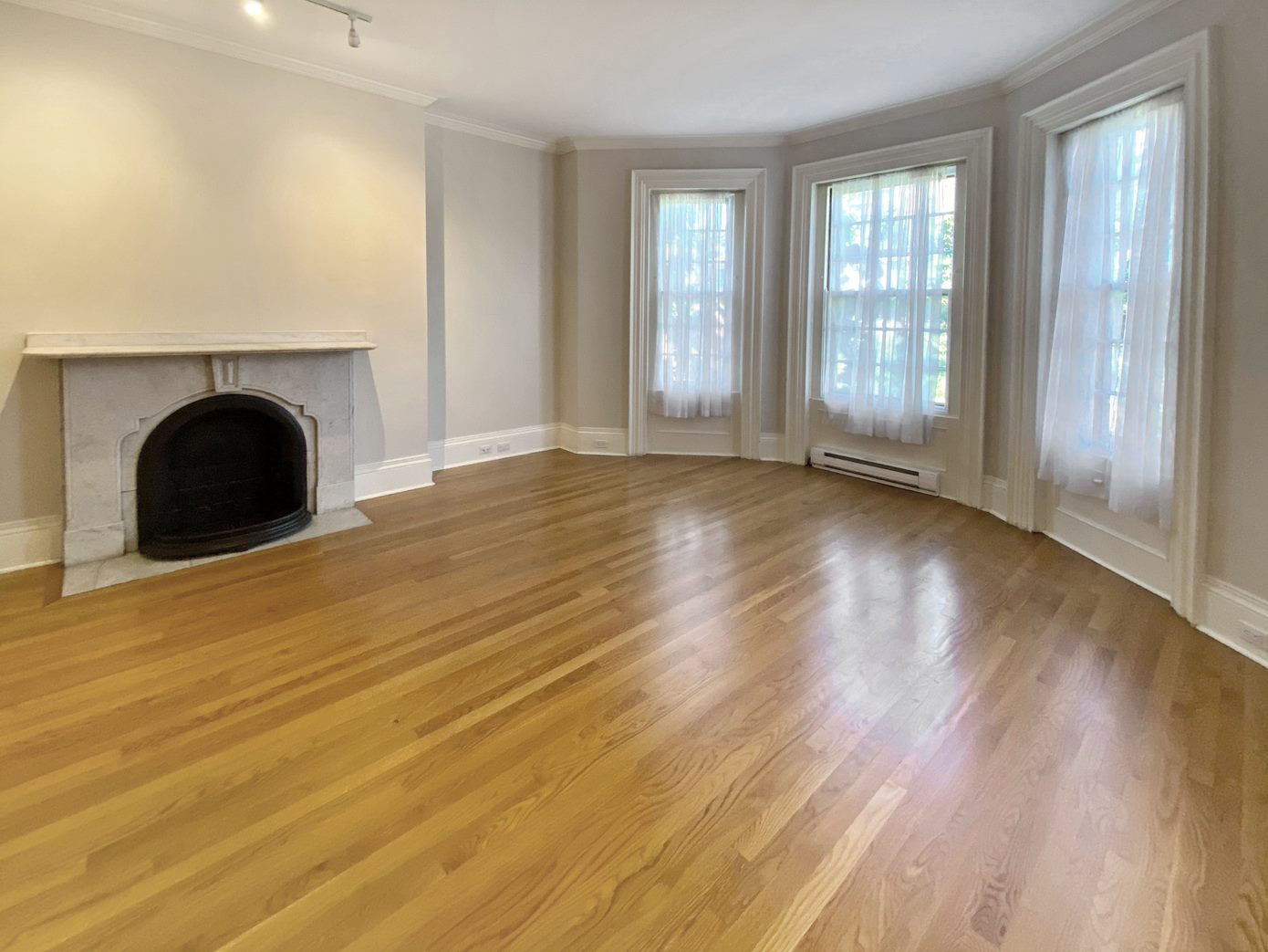 80 Marlborough St, Back Bay