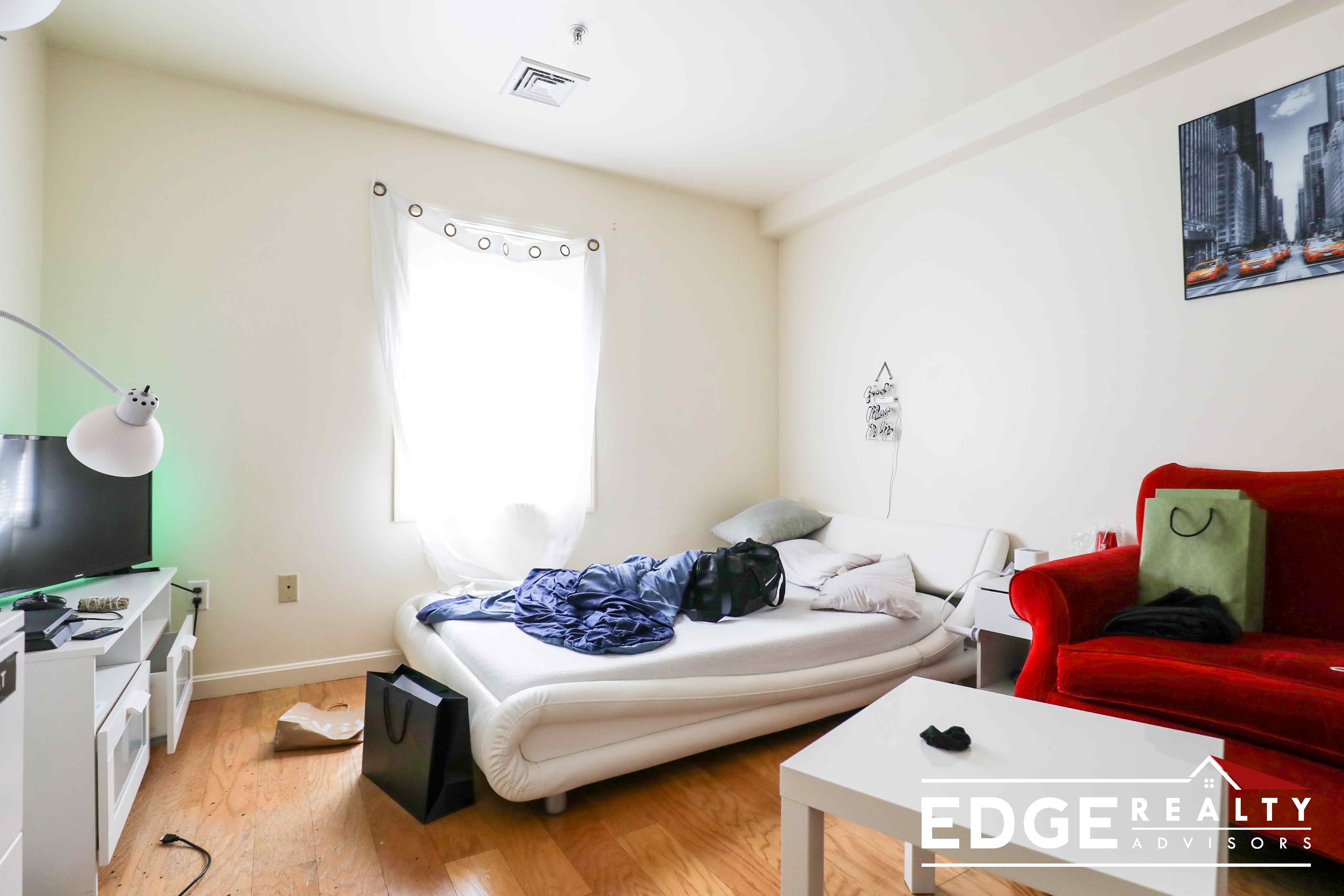 34 Raymond St, Allston