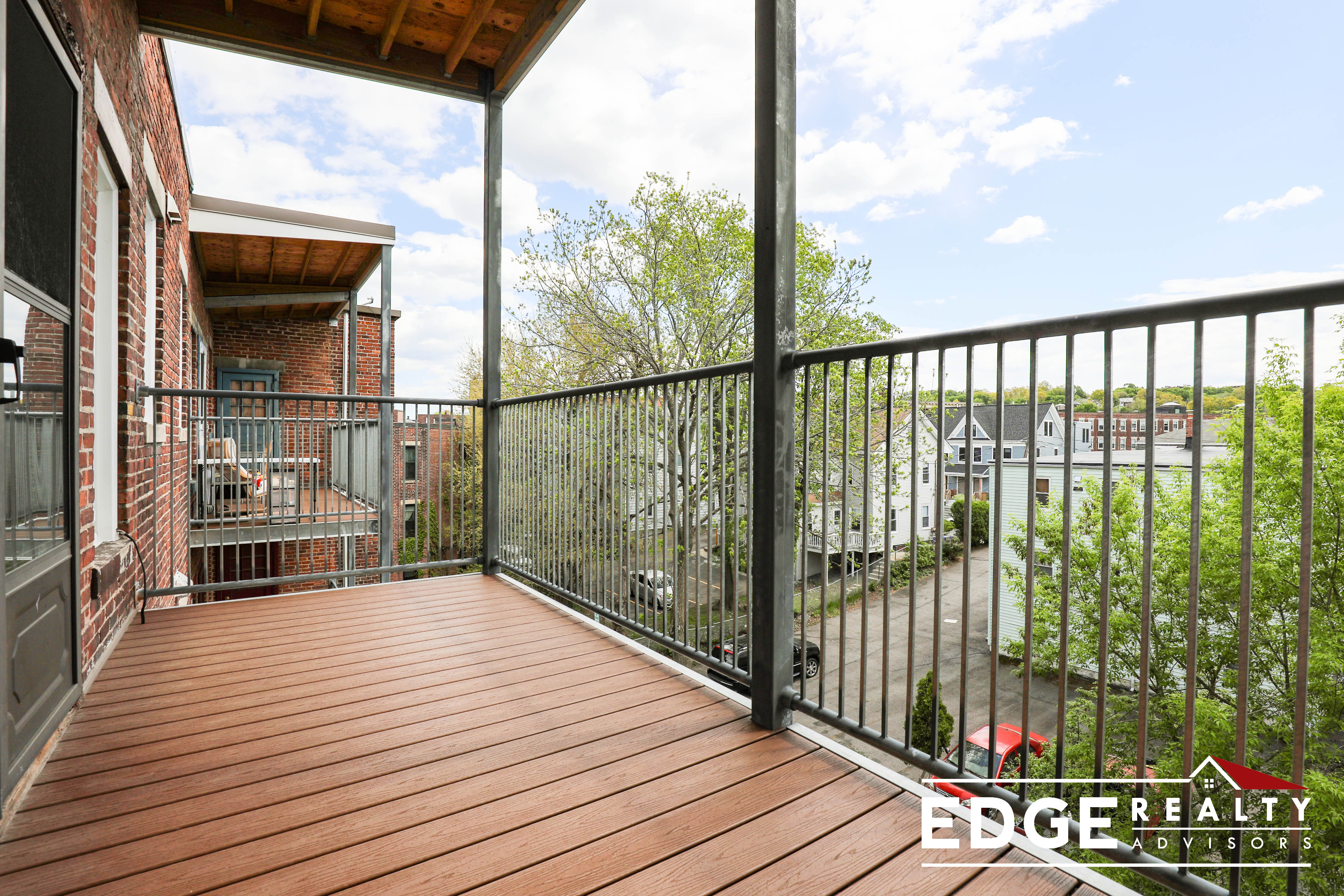 10 Radcliffe Rd, Allston