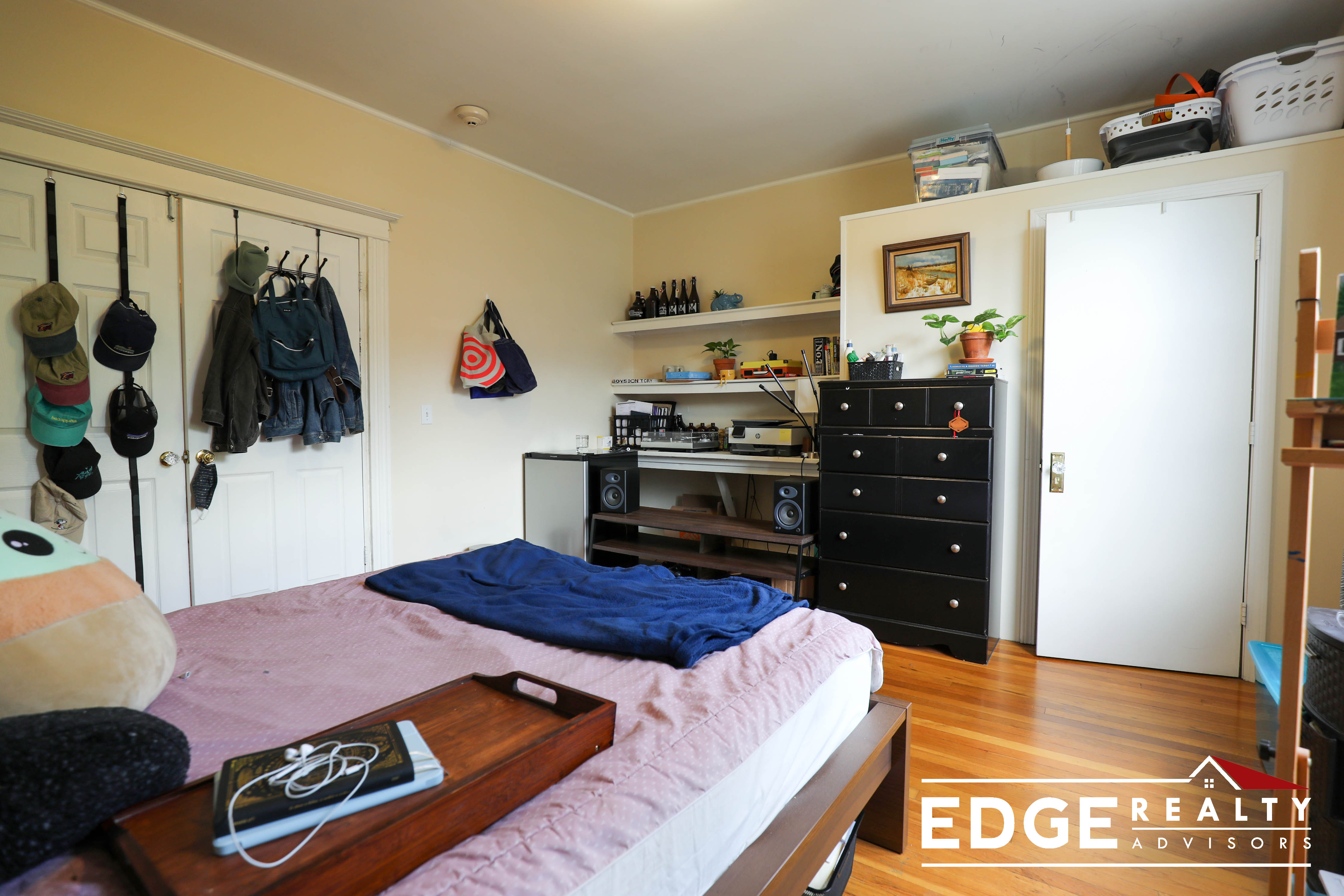 10 Radcliffe Rd, Allston