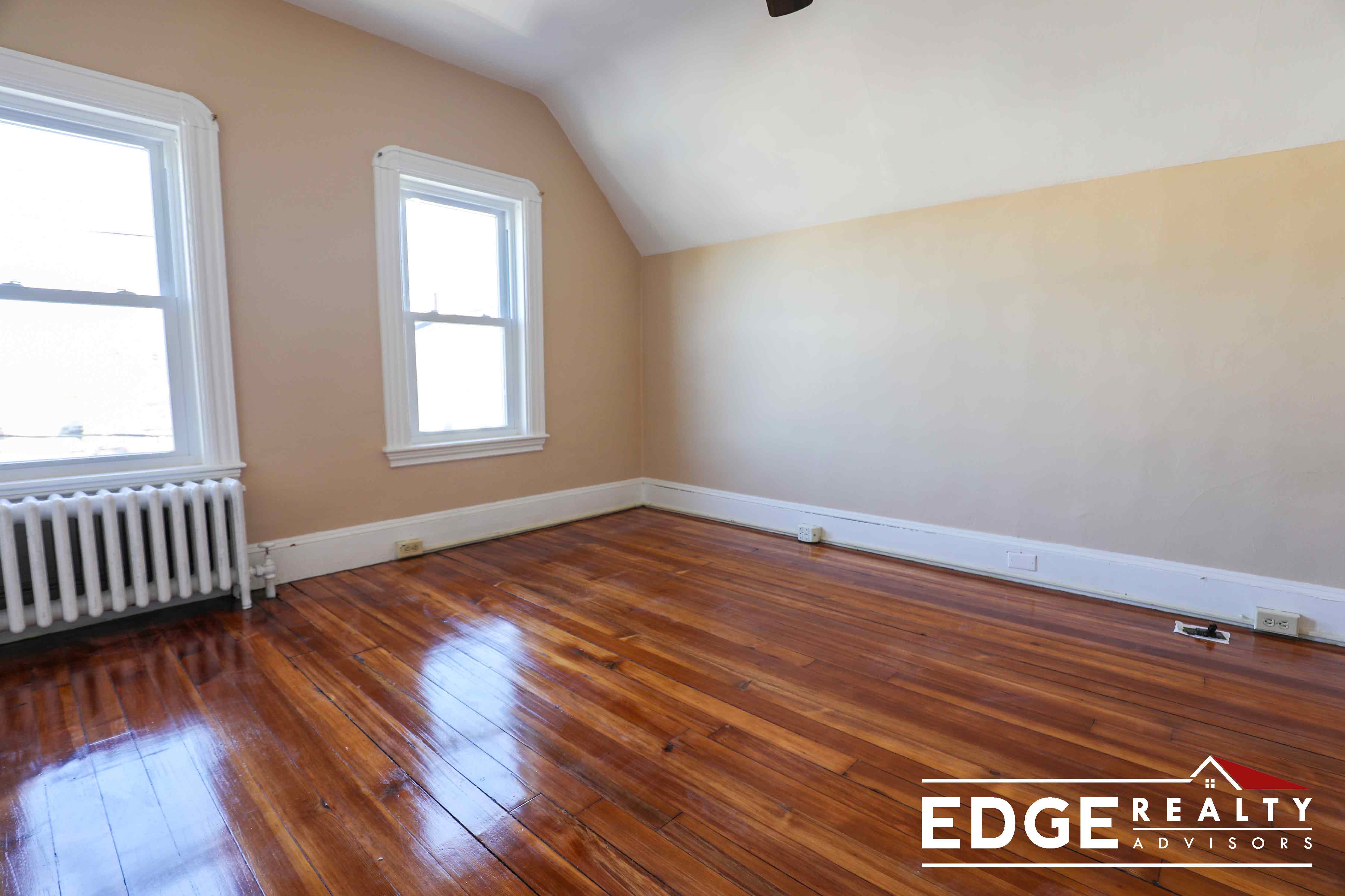 90 Hobart St, Brighton