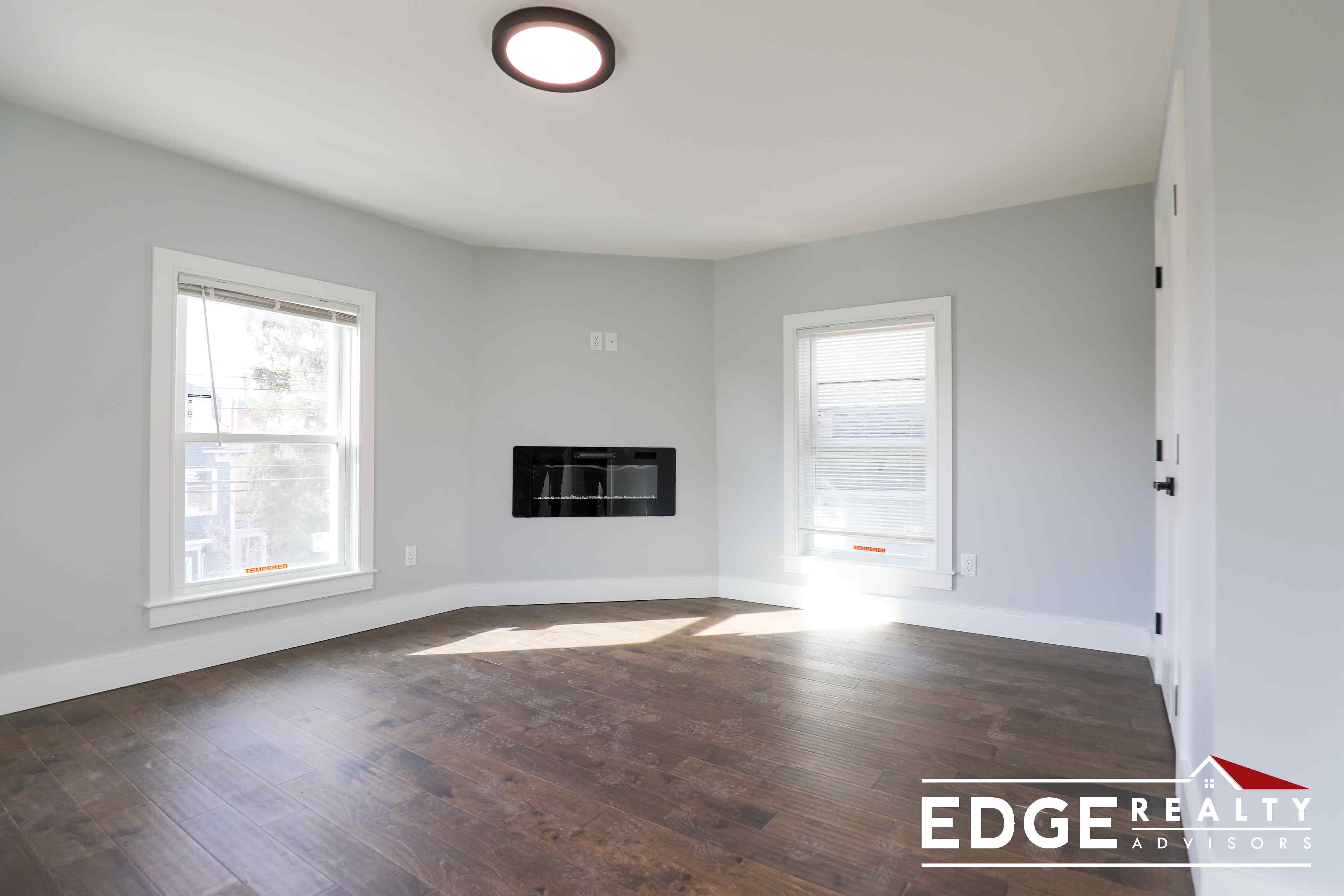 115 Summer St, Watertown