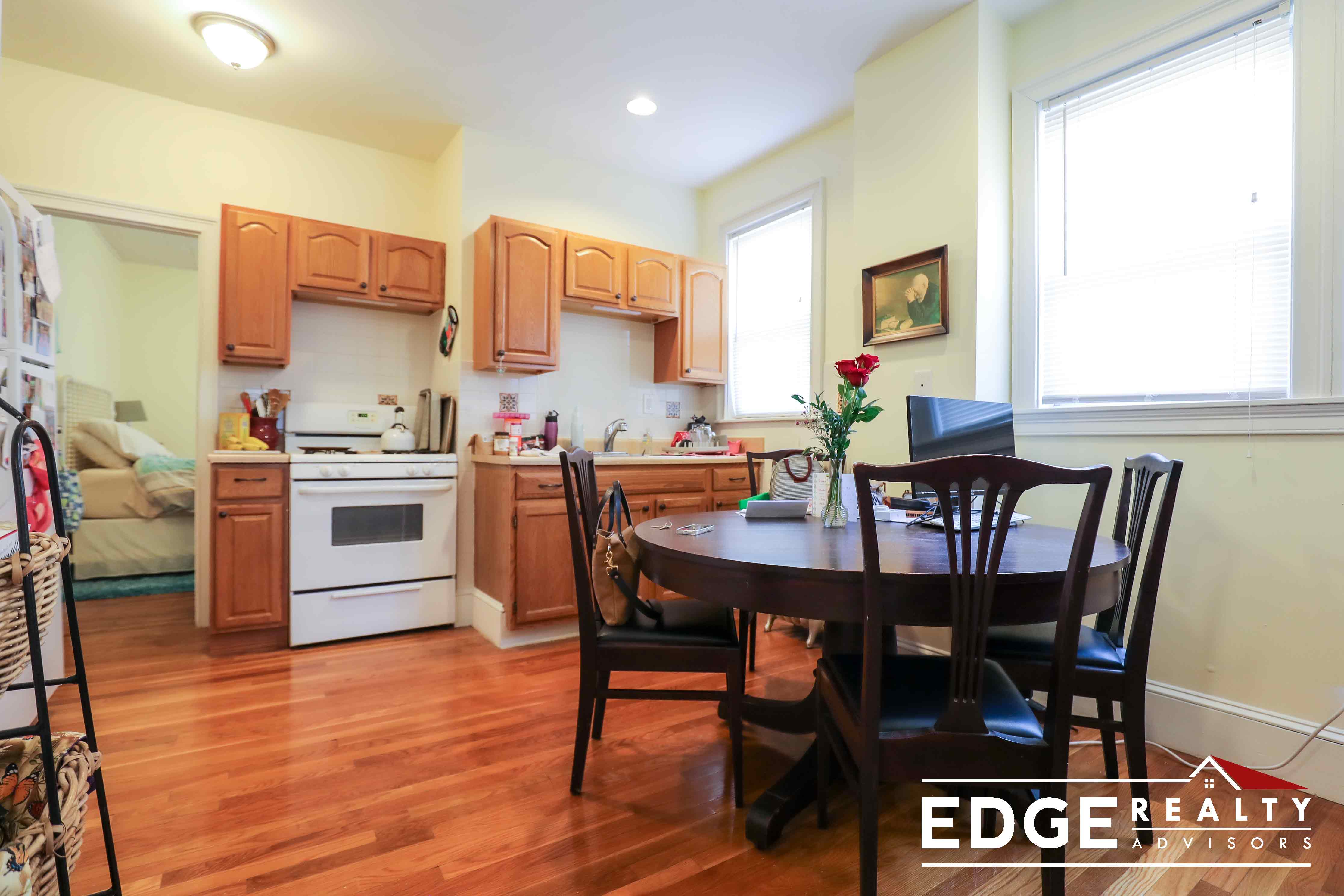 232 Foster At, Brighton