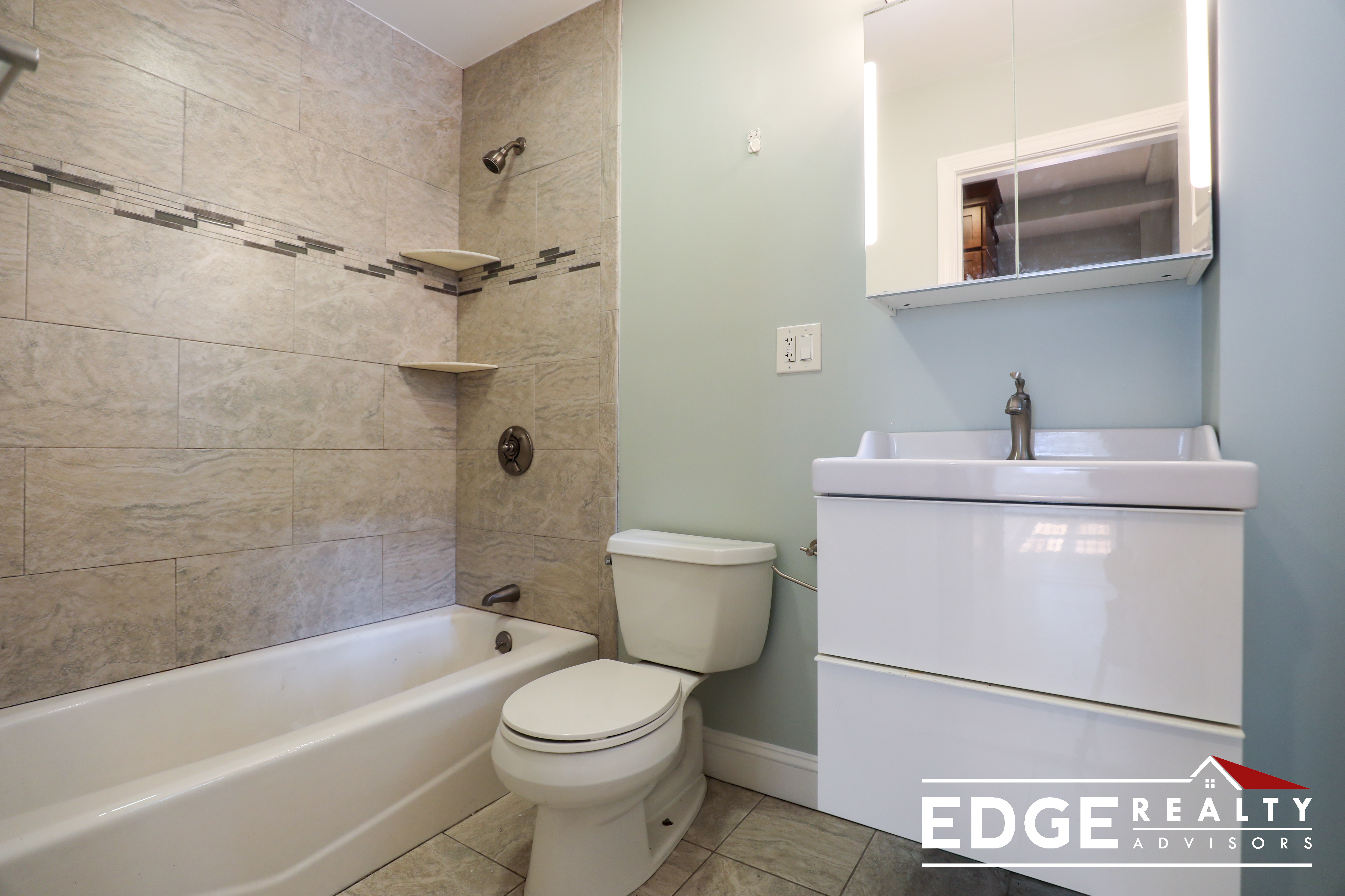 1526 Commonwealth Ave, Brighton