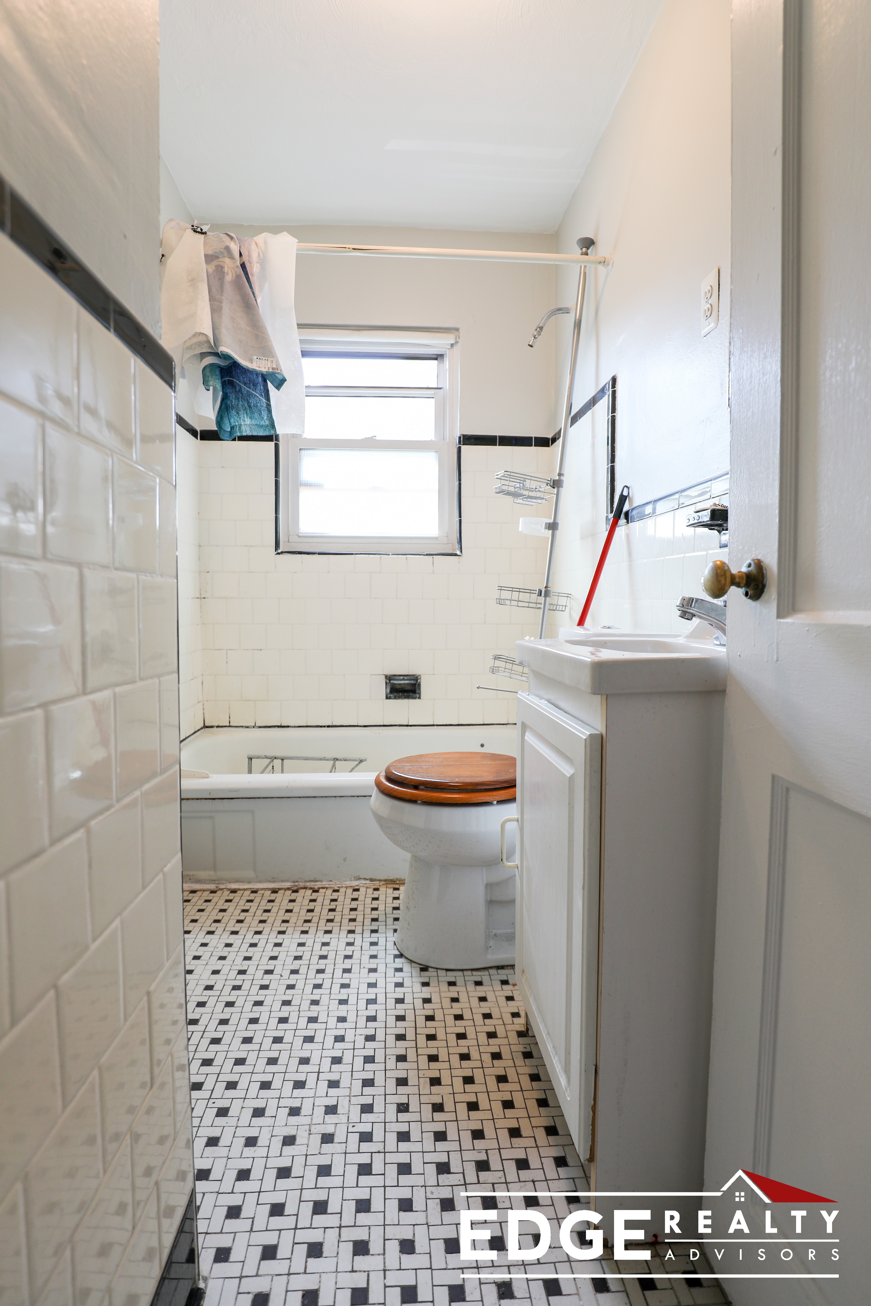 18 Beechcroft St, Brighton