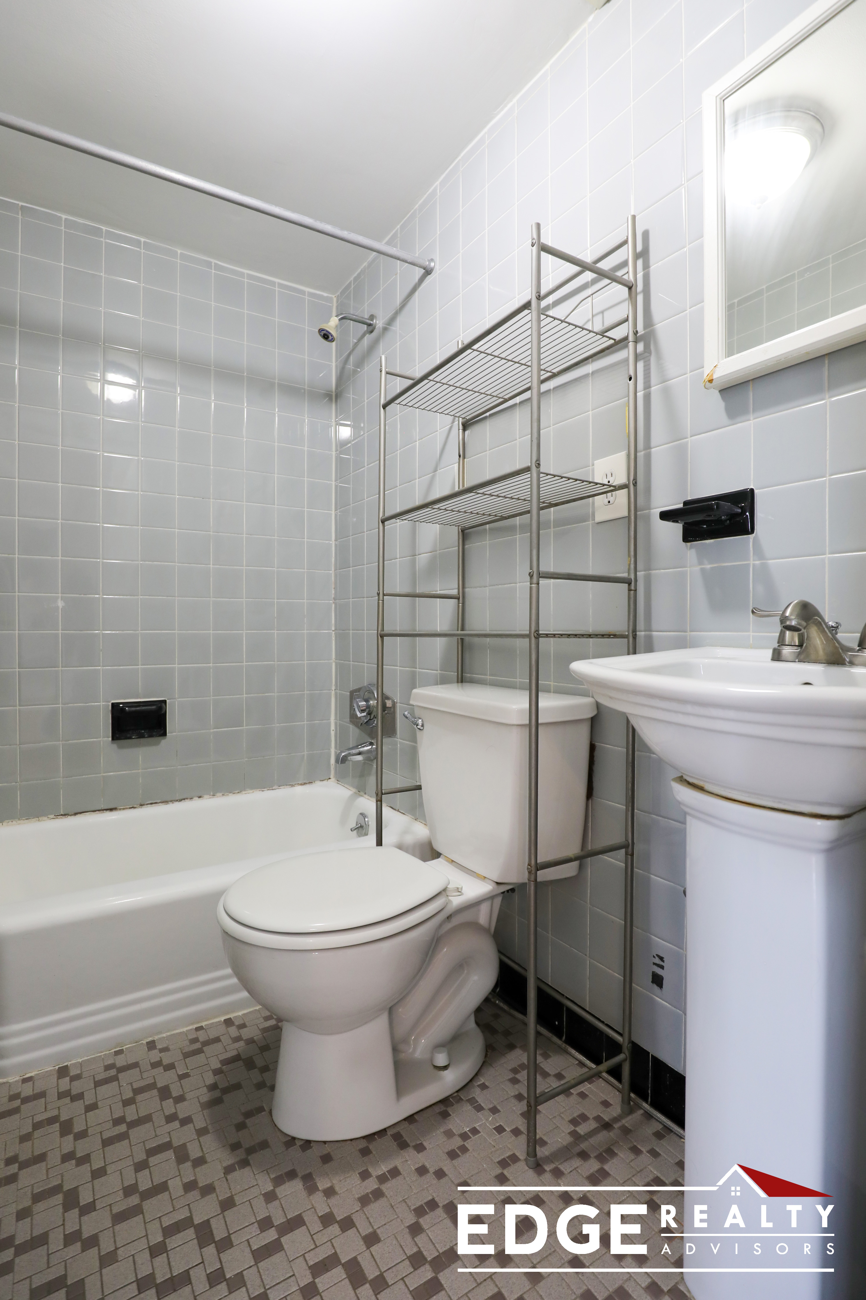 120 Lanark Rd, Brighton