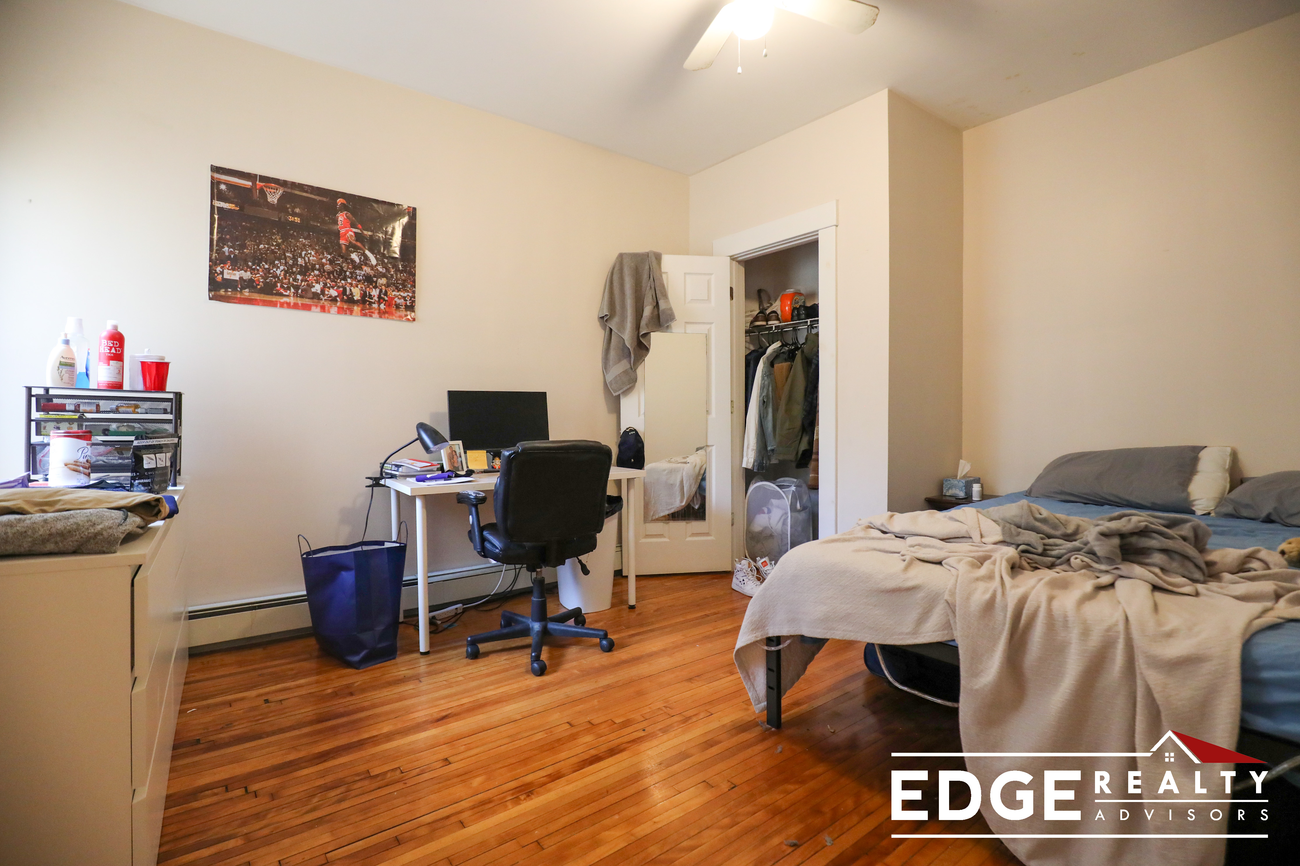 12 Wadsworth St, Allston