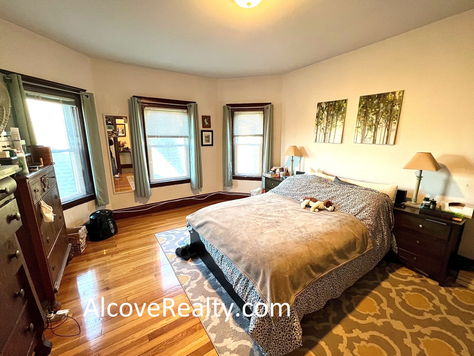 92 Powderhouse Blvd, Teele Square