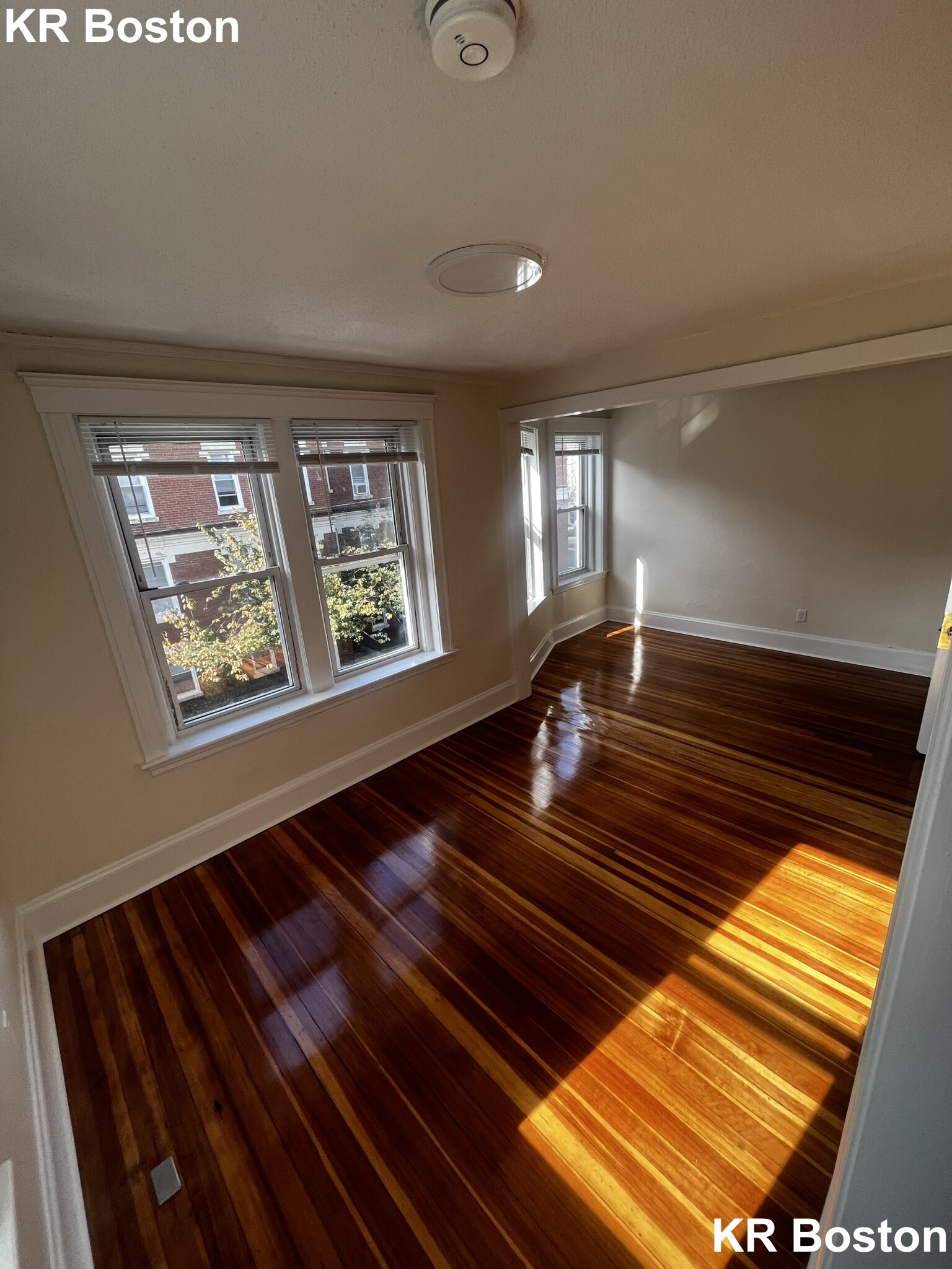 6 Barrows St, Allston