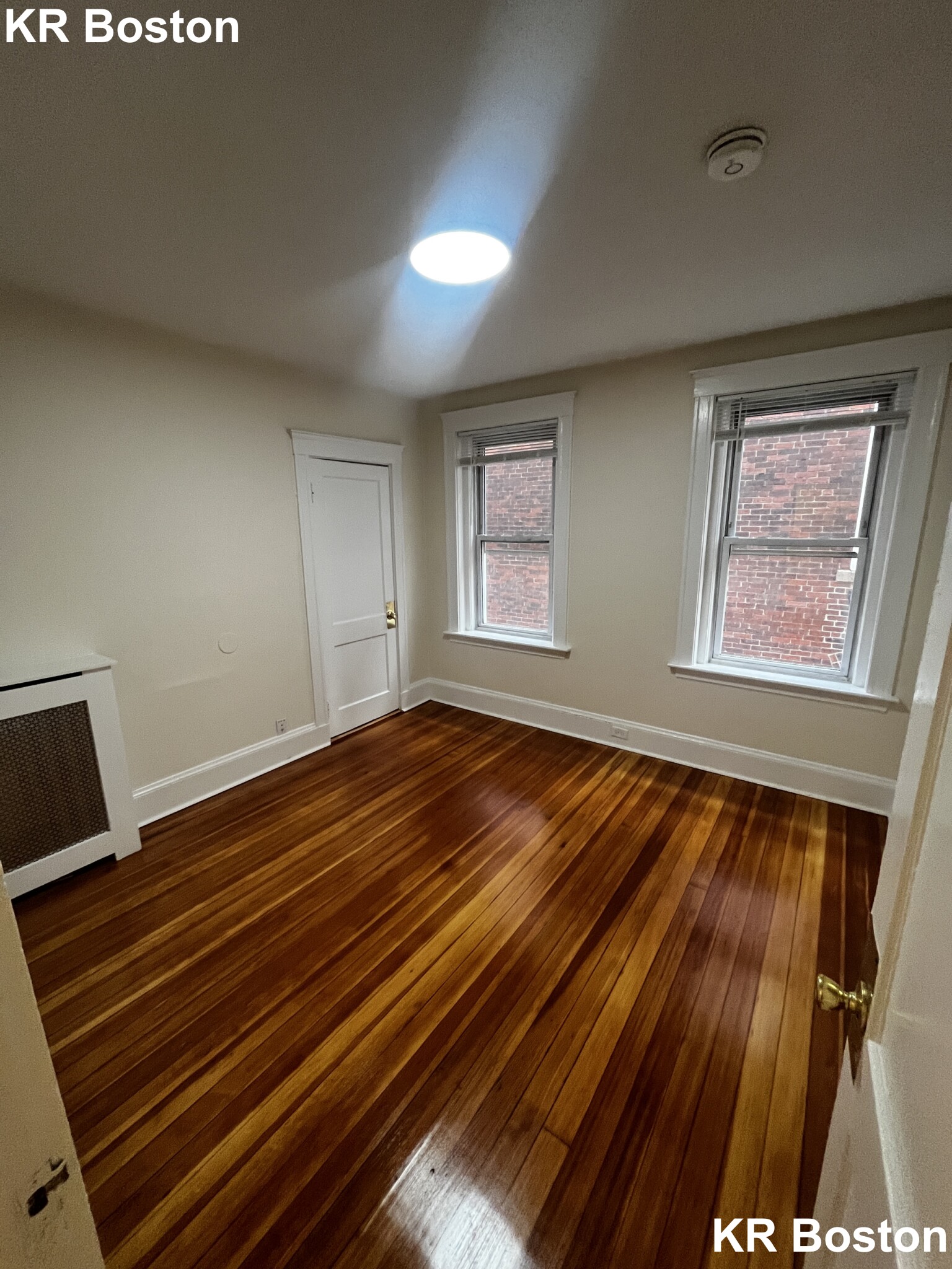 6 Barrows St, Allston