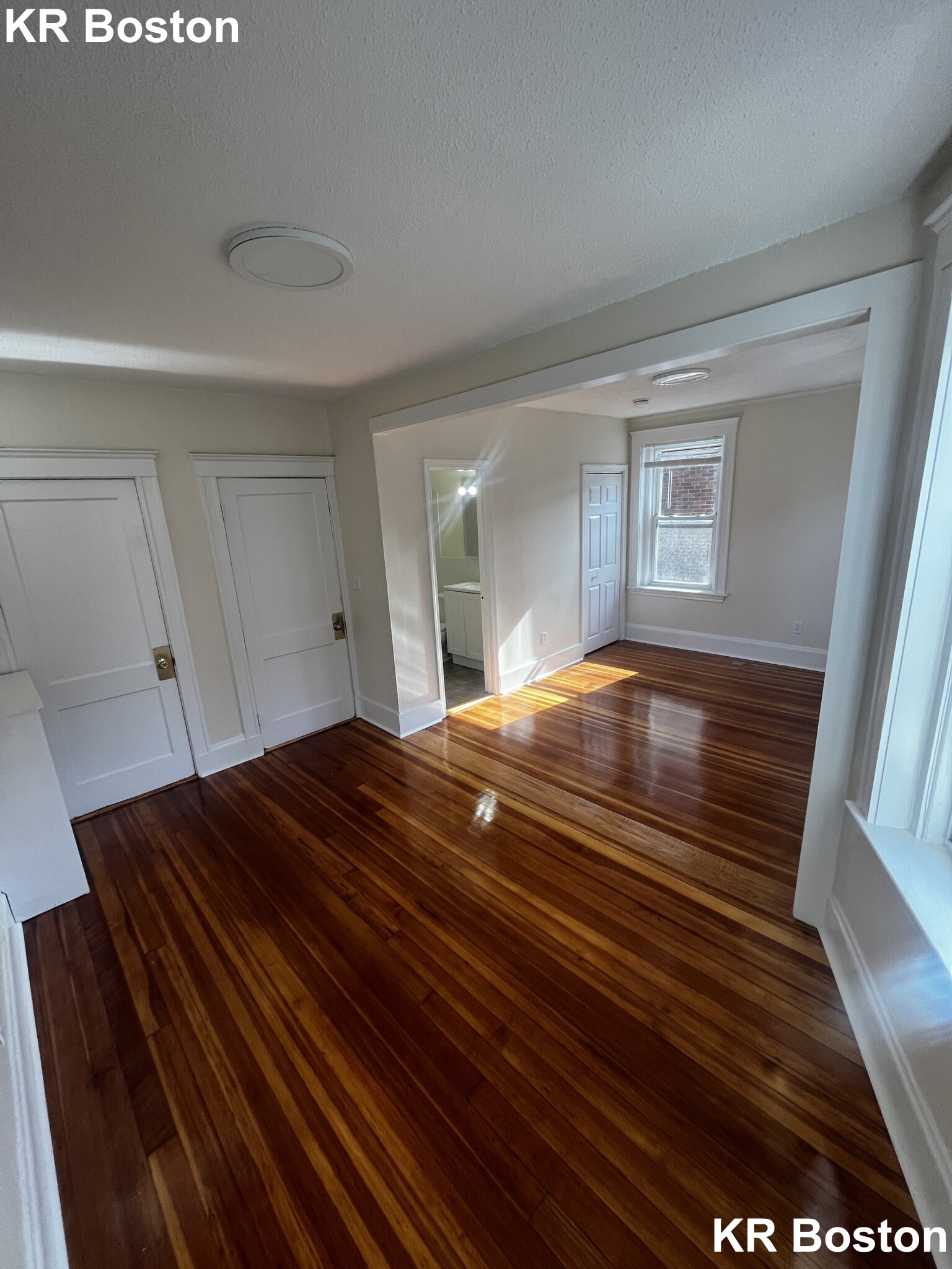 6 Barrows St, Allston