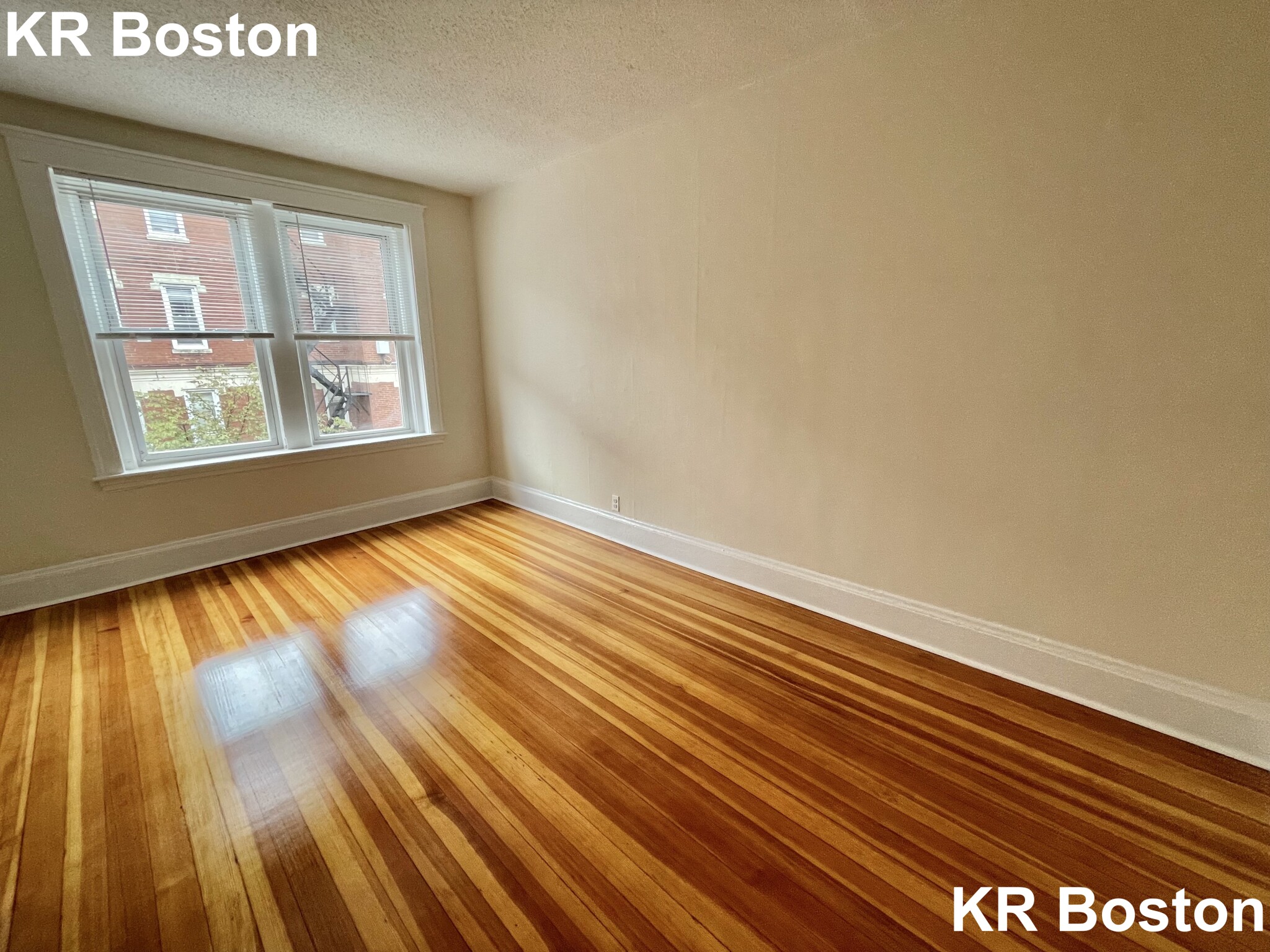 6 Barrows St, Allston