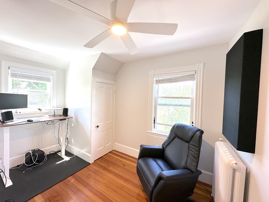 6 Barstow St, Oak Square