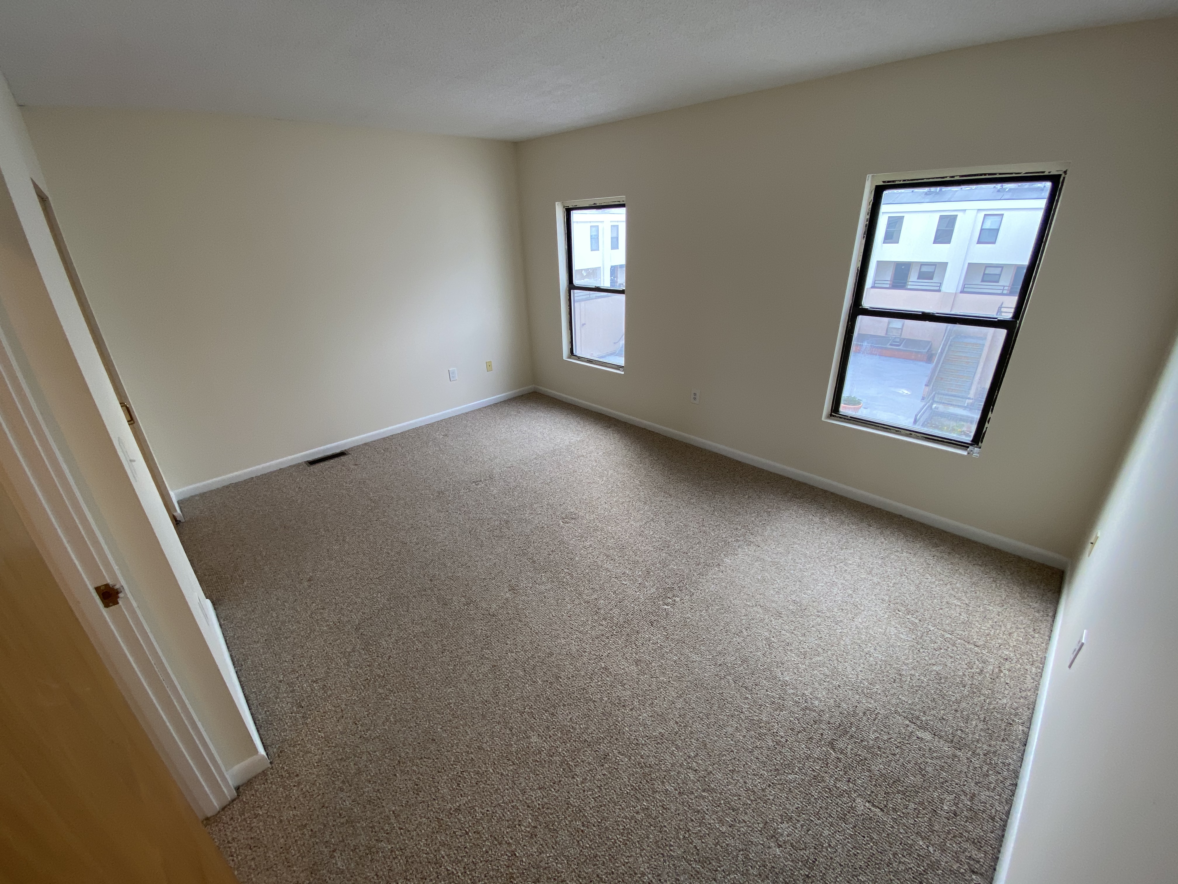 65 Riverside Ave, Medford