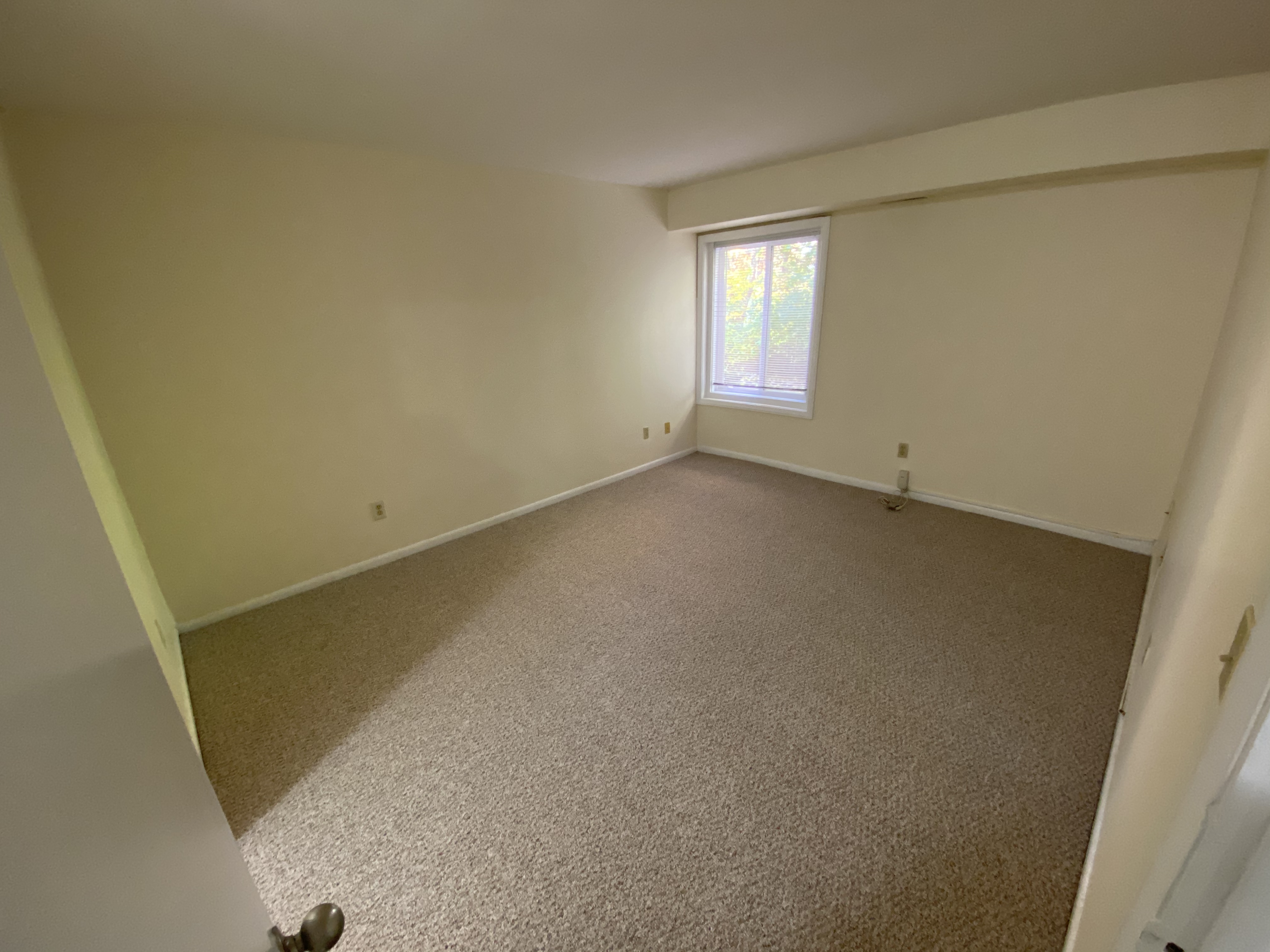 20 Westgate Dr, North Woburn