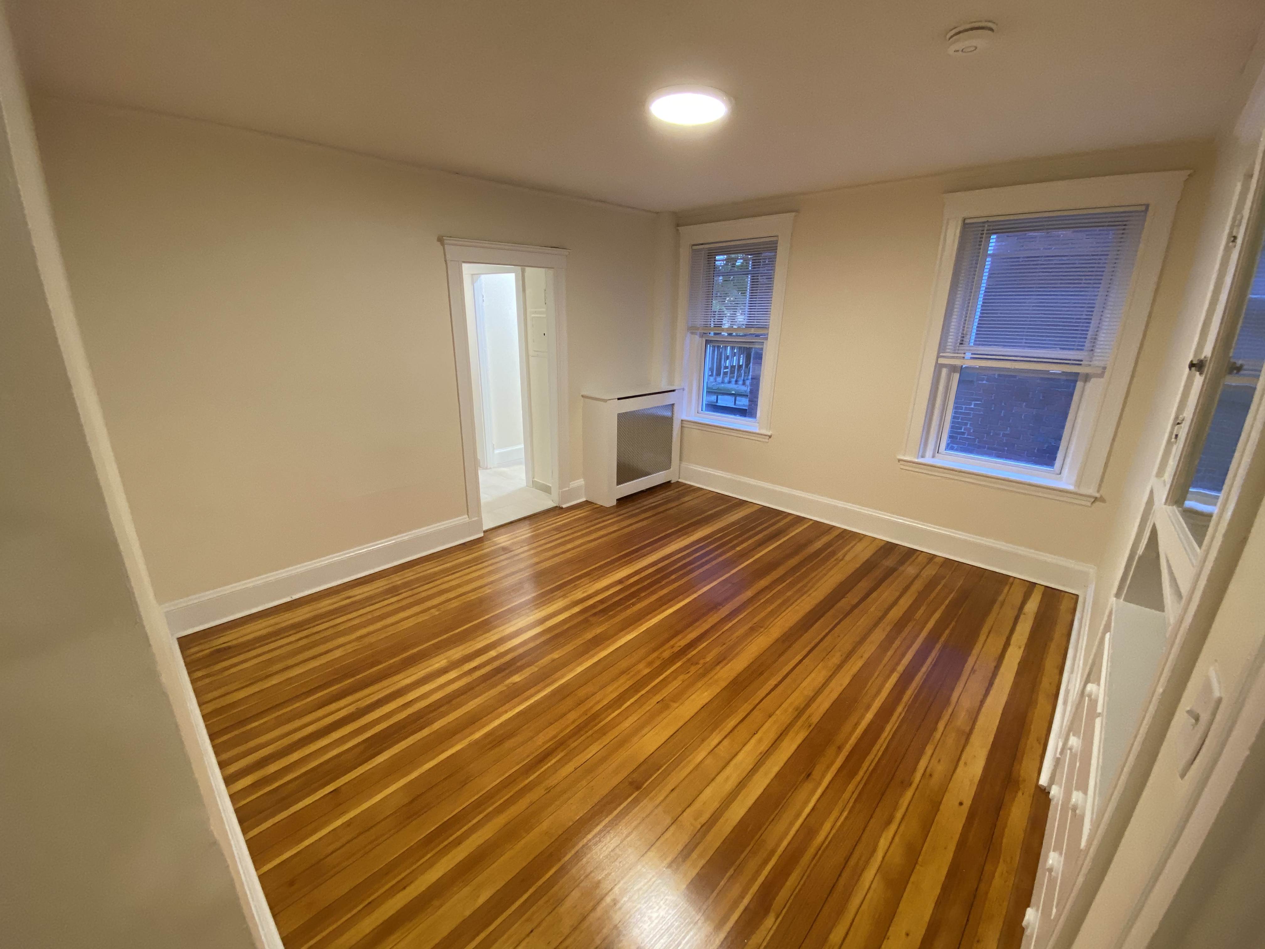 6 Barrows St, Allston